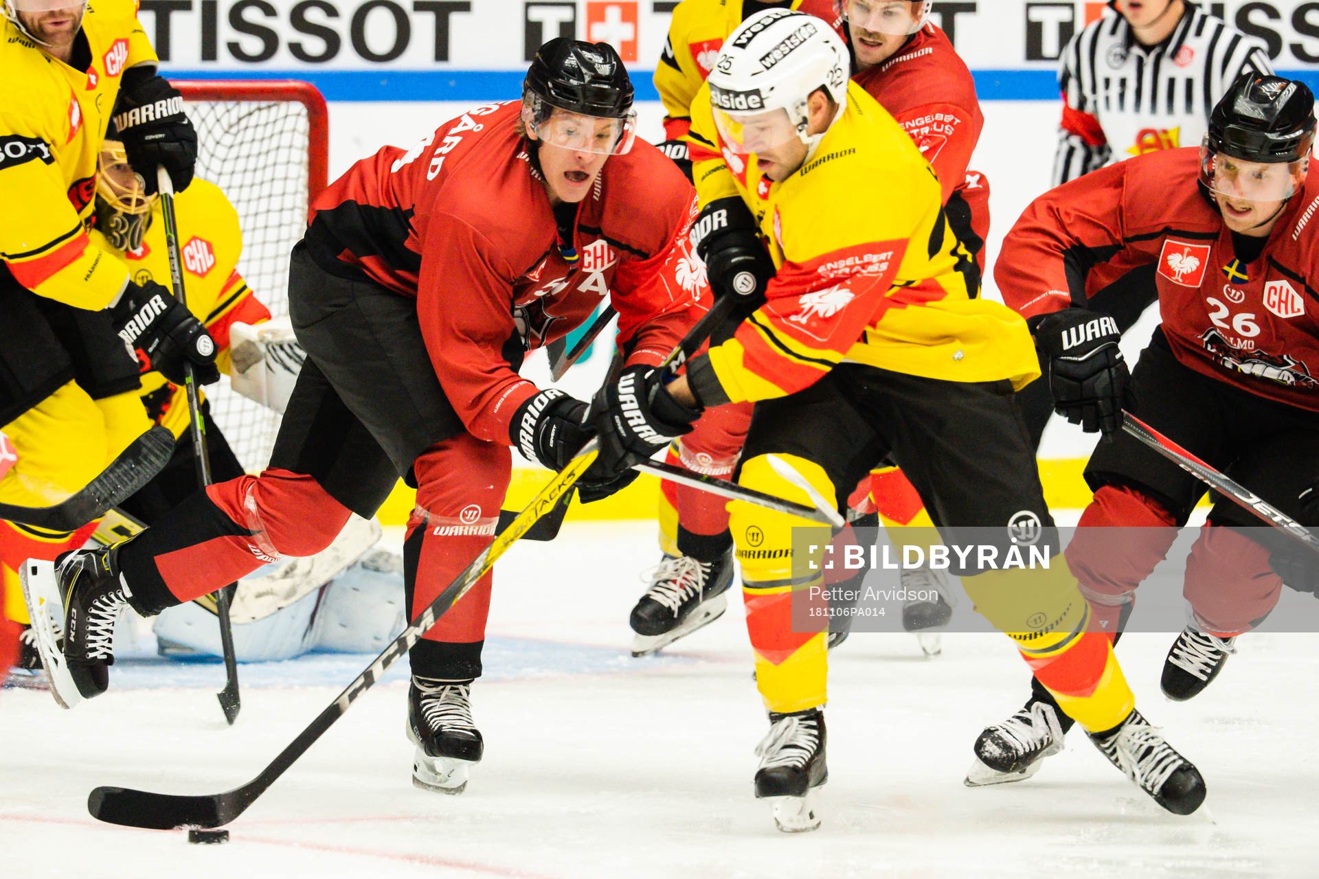 Emil Sylvegård  of Malmö Redhawks and Andrew Ebbett of