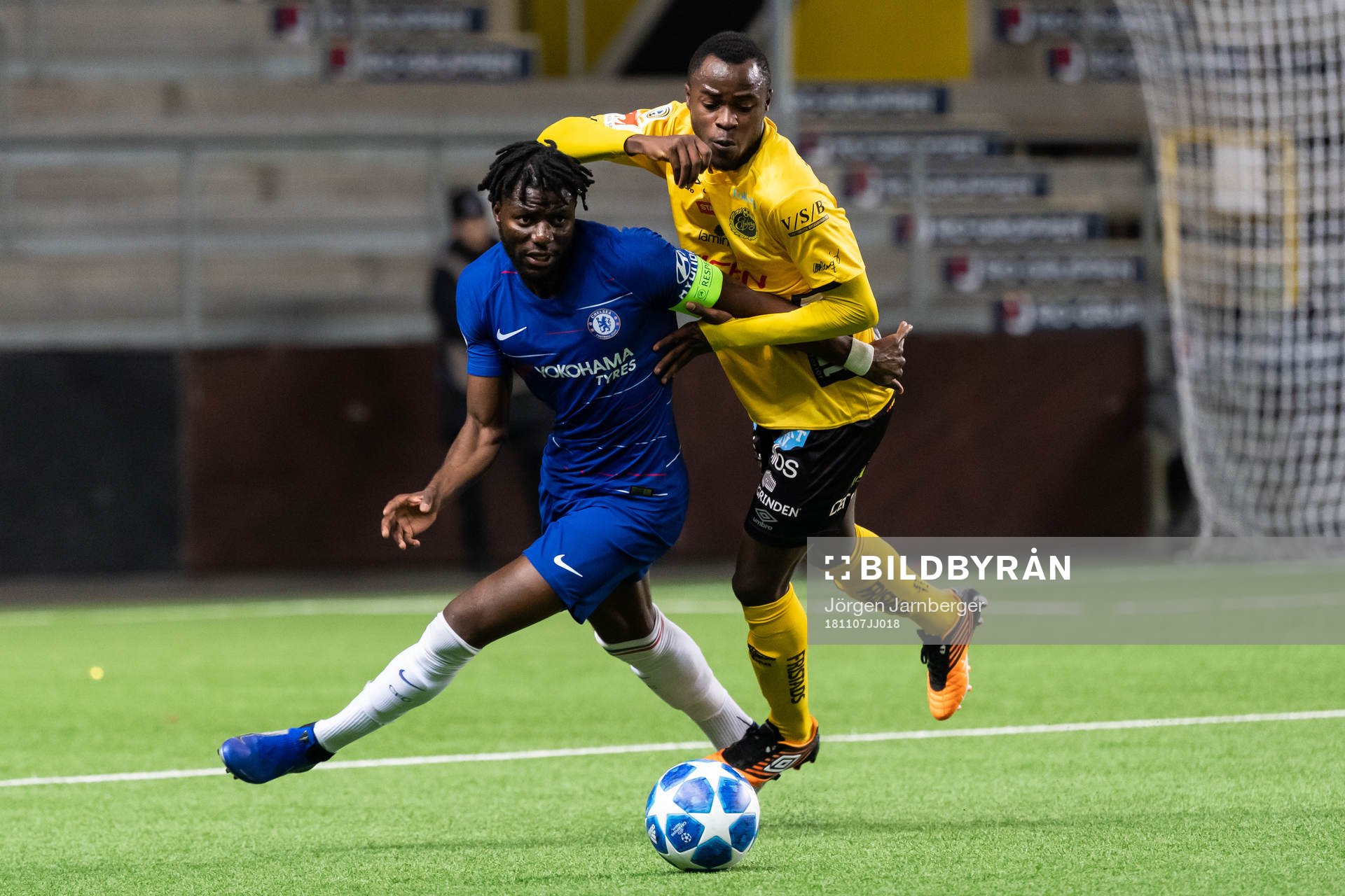 Chelseas Marc Guehi och Elfsborgs Isaac Prince Kouame