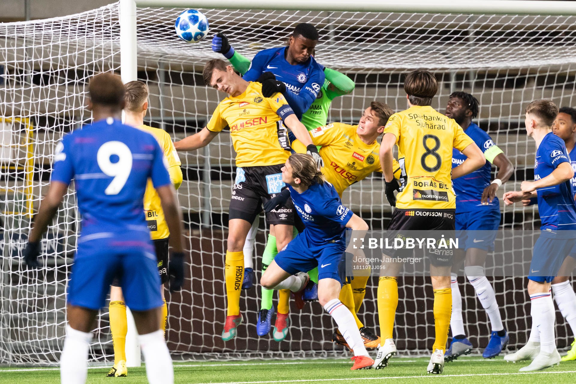 Kamp i Chelseas straffområde vid hörna