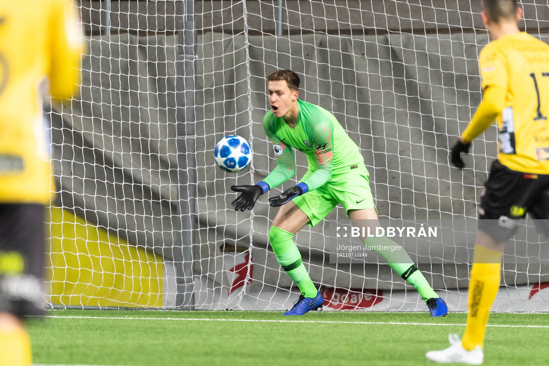 Chelseas målvakt Jamie Cumming under fotbollsmatchen i UEFA Youth League mellan Elfsborg och Chelsea den 7 november 2018 i Borås.