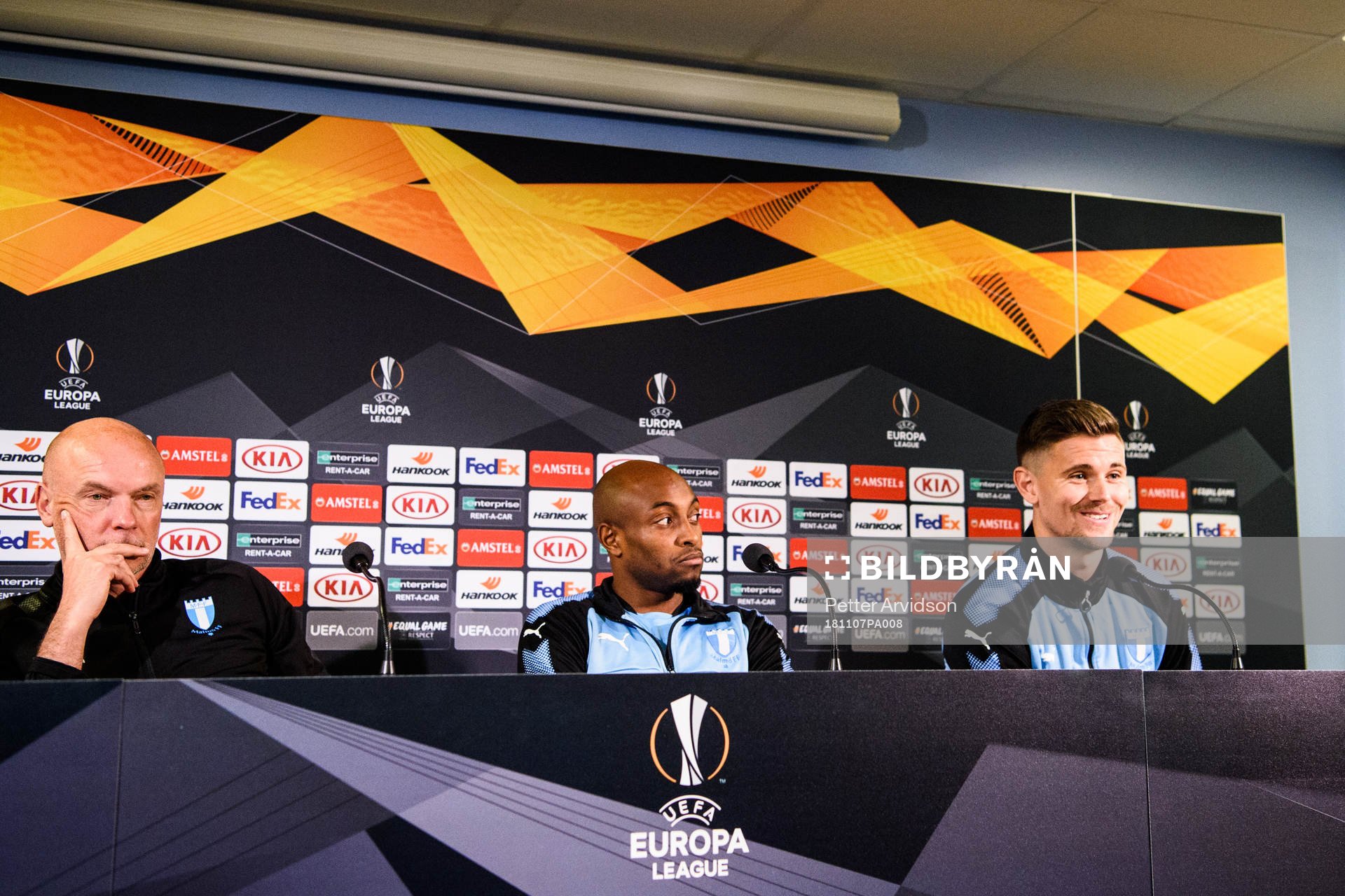 Head coach Uwe Rösler, Fouad Bachirou and Marcus Antonsson