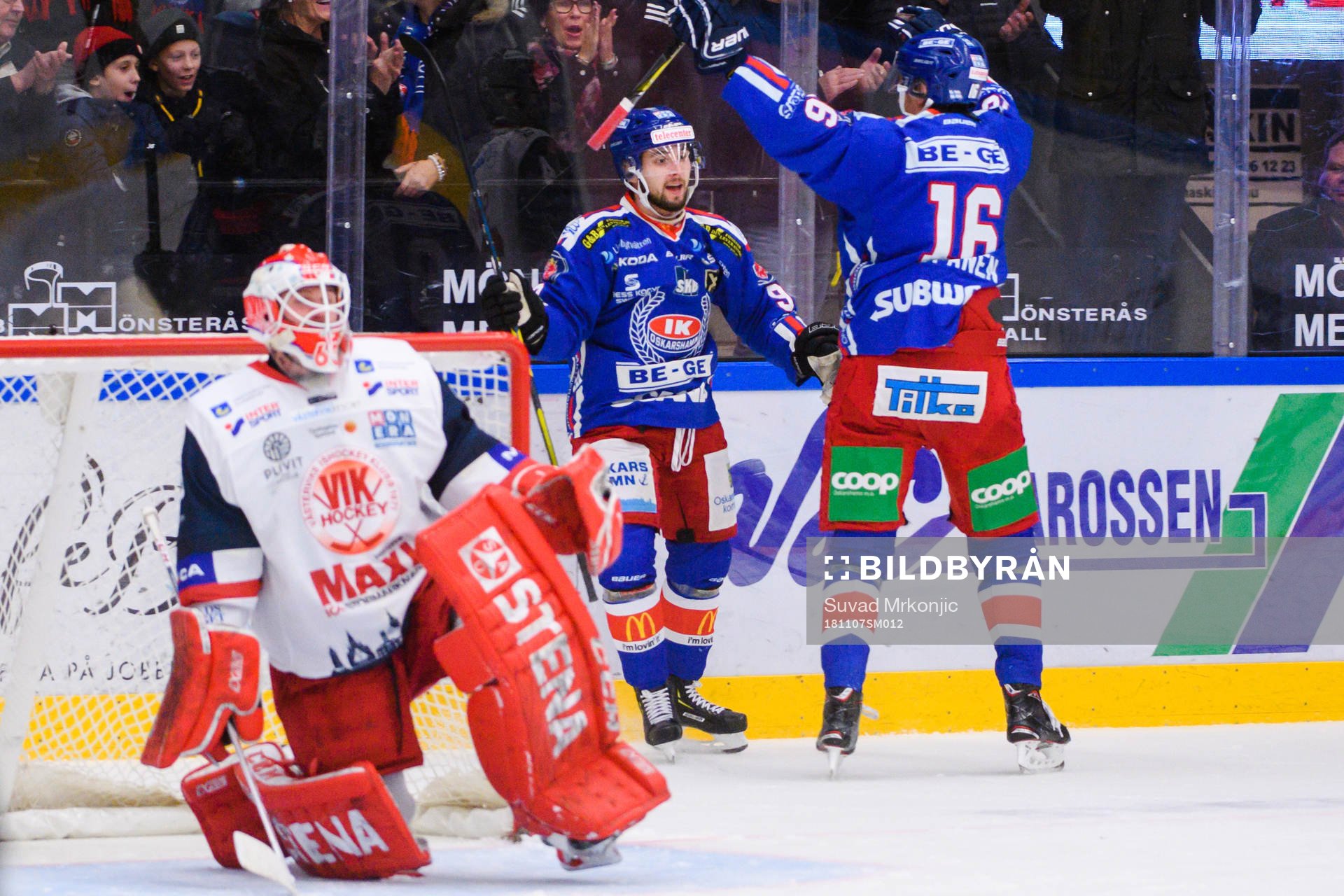 Oskarshamns Janne Kivilahti och Arsi Piispanen jublar
