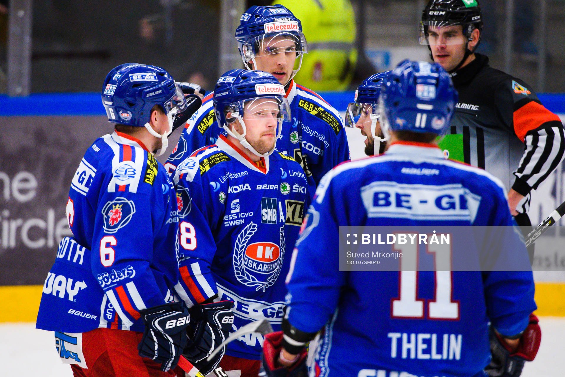 Oskarshamns Oskar Nilsson jublar med lagkamrater