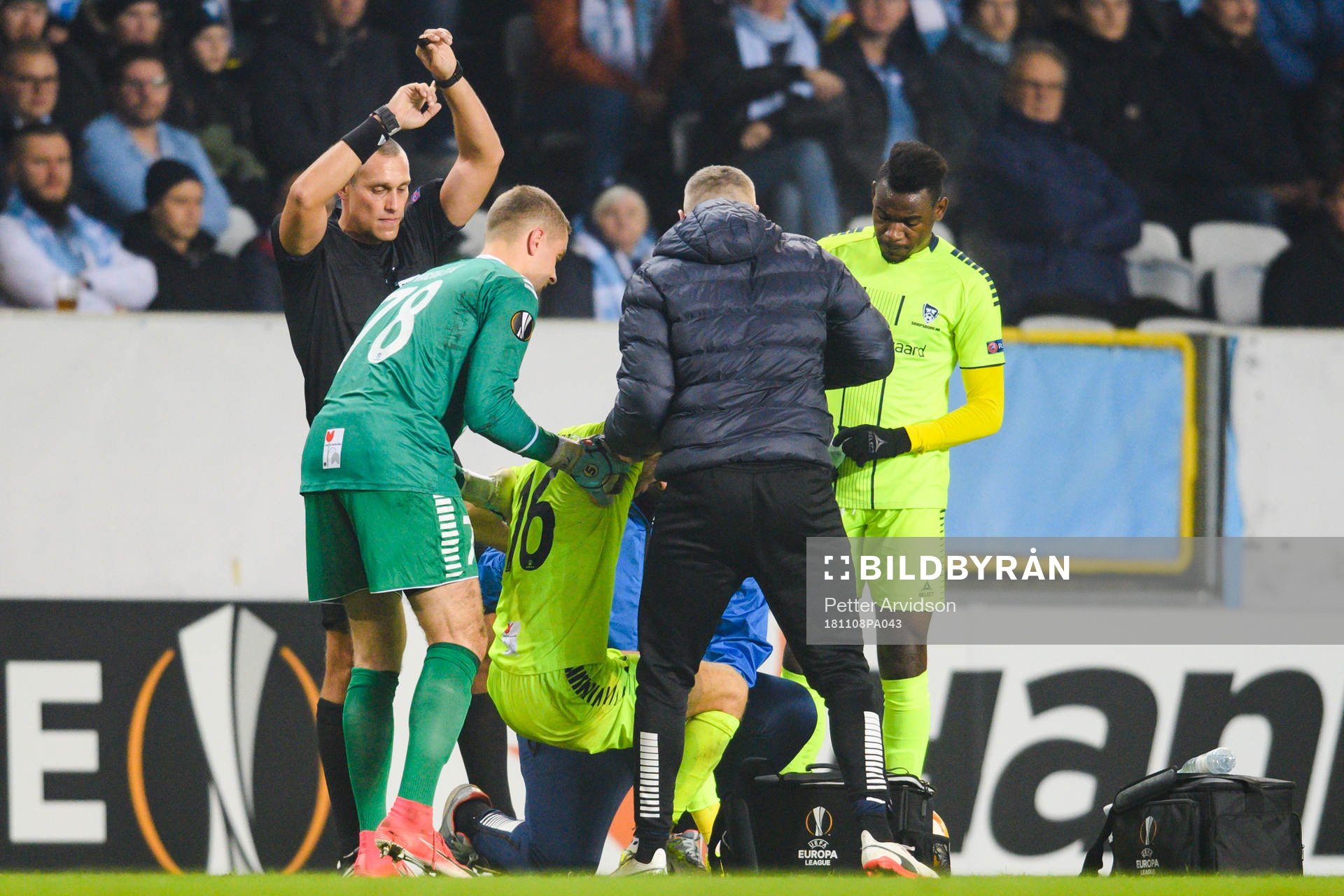 Joachim Thomassen of Sarpsborg 08 in pain during the Europa League group stage match between Malmö FF and Sarpsborg 08 on November 8, 2018 in Malmö.