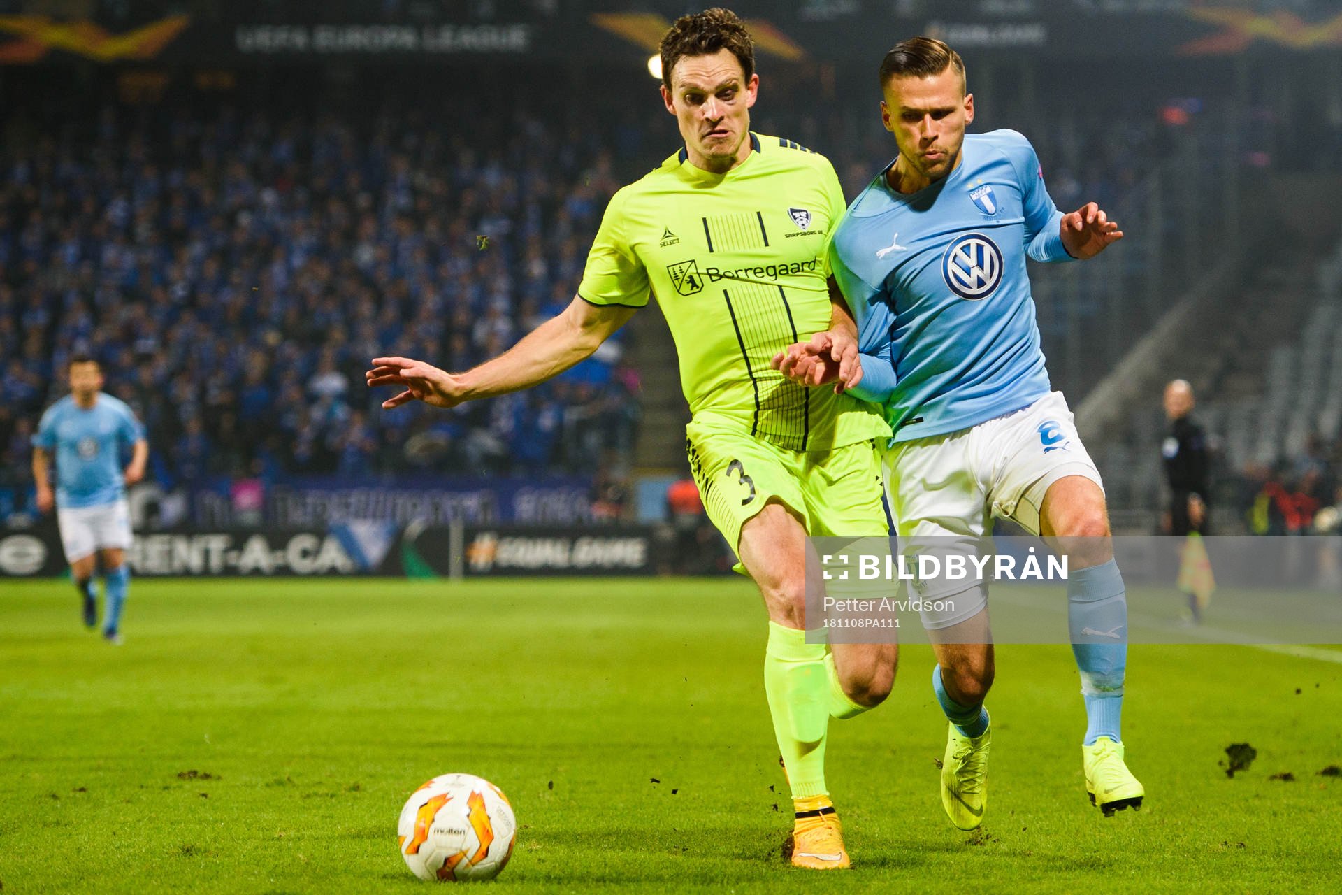 Jørgen Horn of Sarpsborg 08 and Arnór Ingvi Traustason of