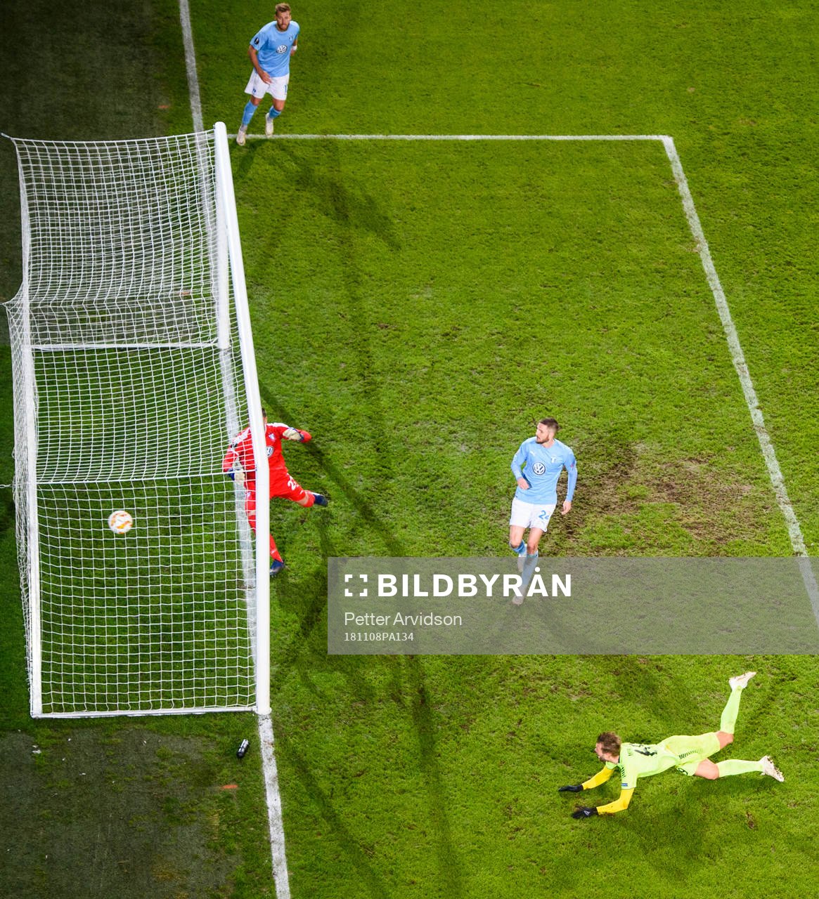 Patrick Mortensen of Sarpsborg 08 scores the 0-1 goal