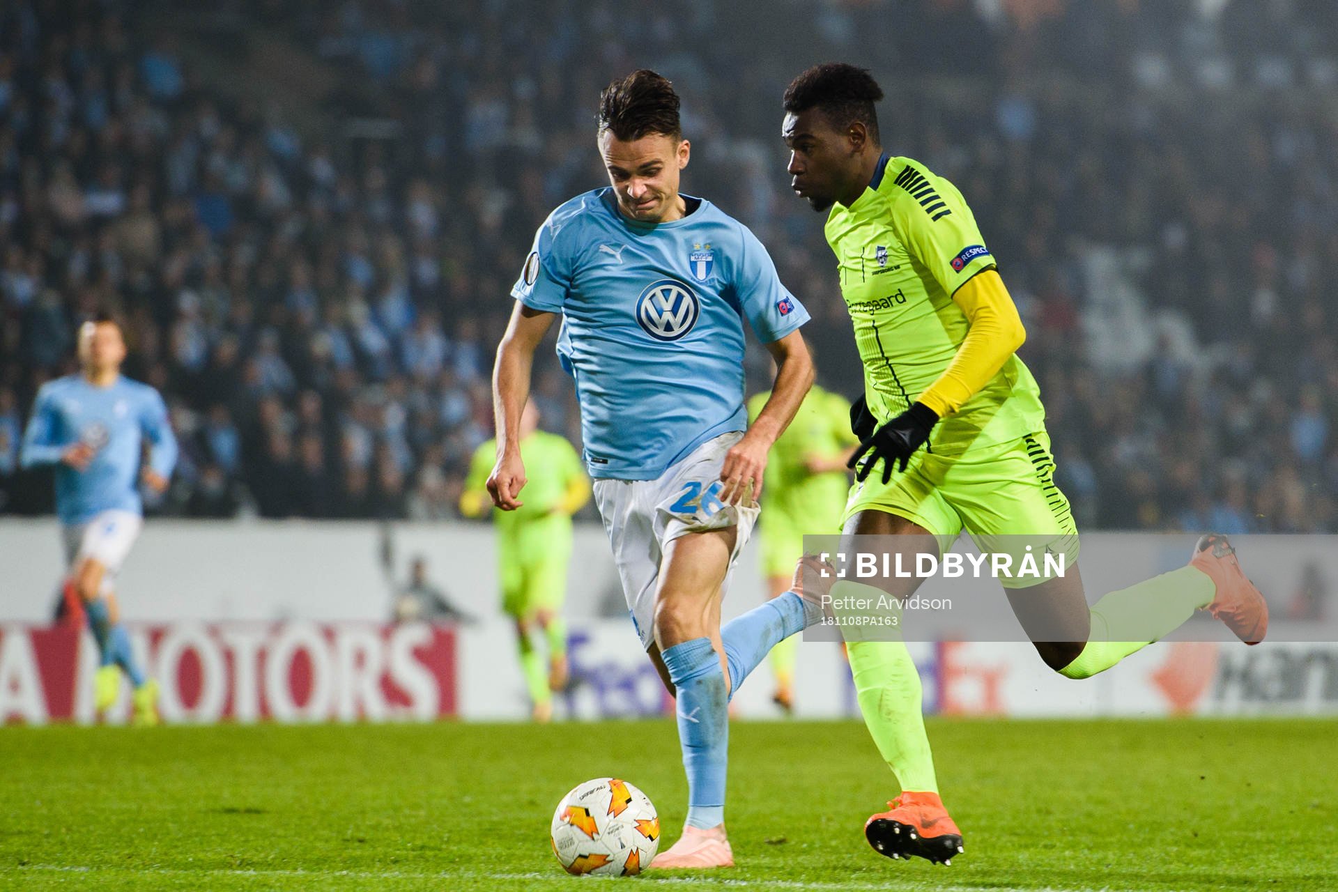 Andreas Vindheim of Malmö FF and Rashad Muhammed of