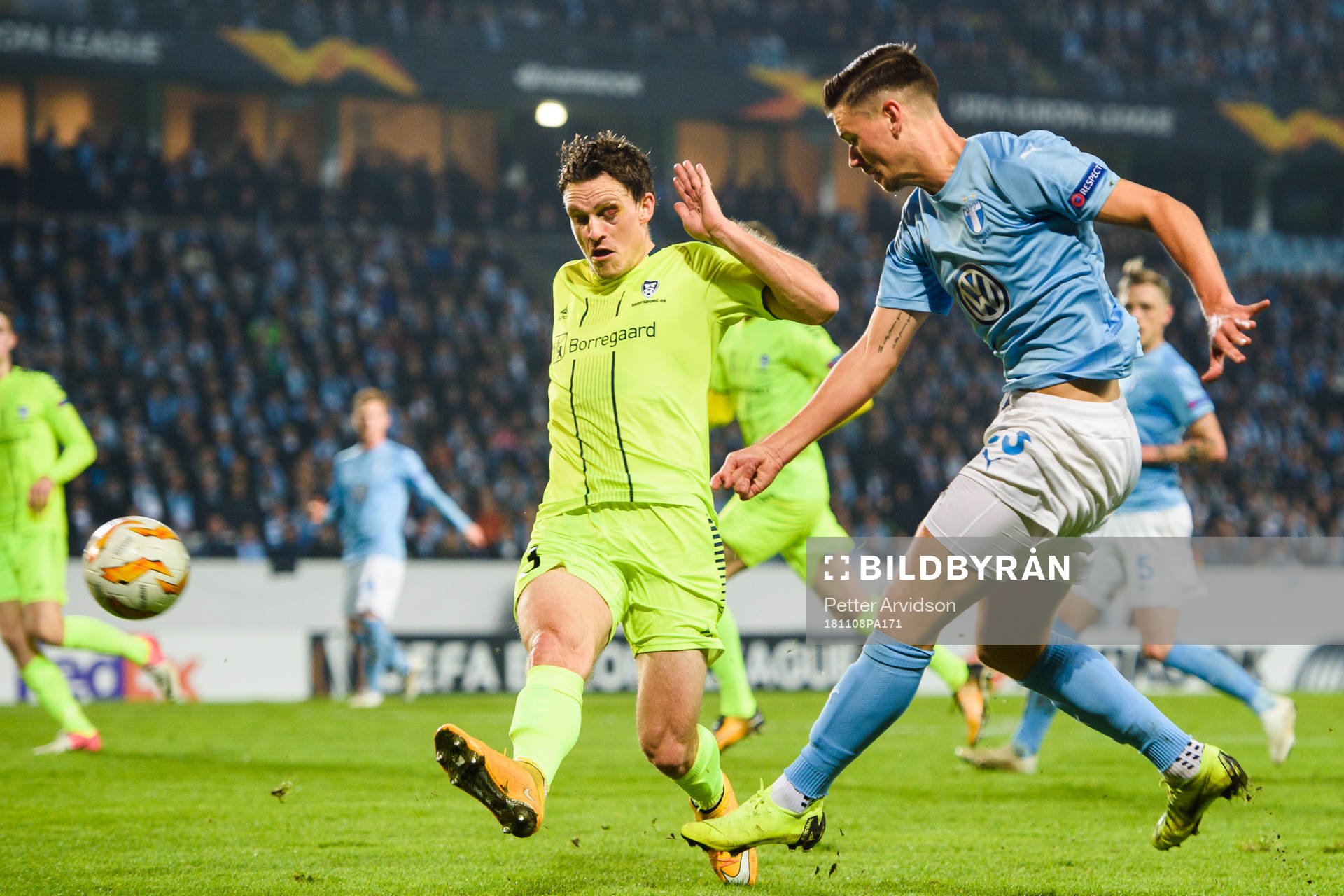 Marcus Antonsson of Malmö FF and Jørgen Horn of Sarpsborg