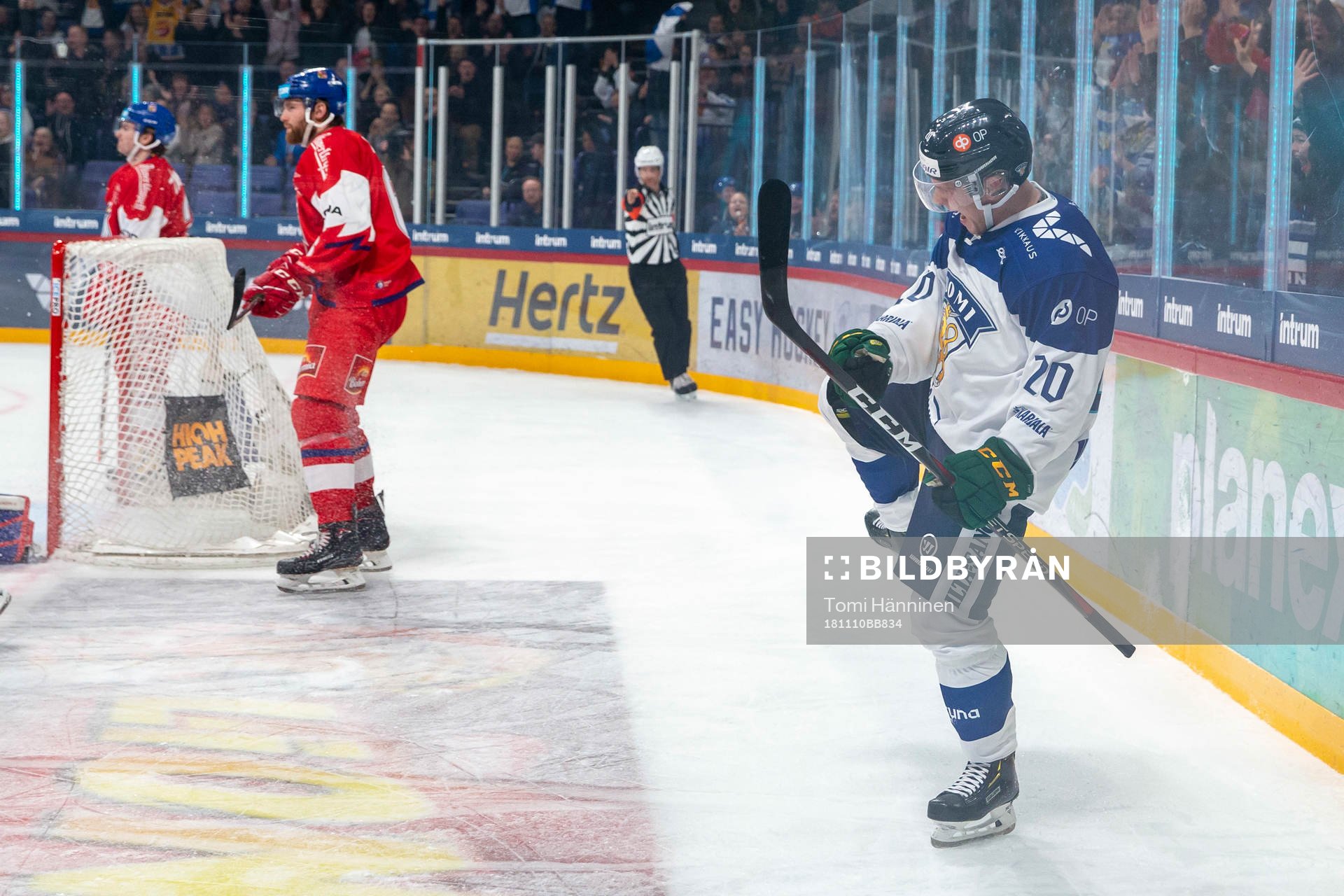 Arttu Ruotsalainen #20, FIN score 1-0