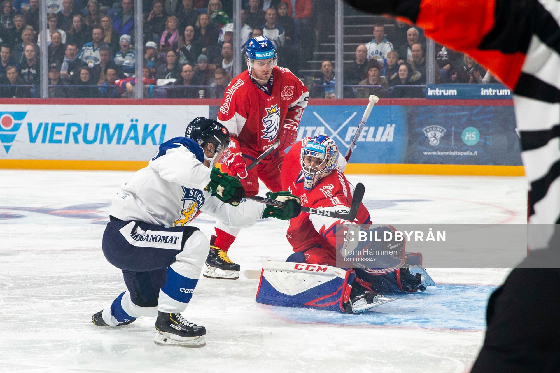 Arttu Ruotsalainen #20, FIN, Patrik Bartosak #32, CZE
