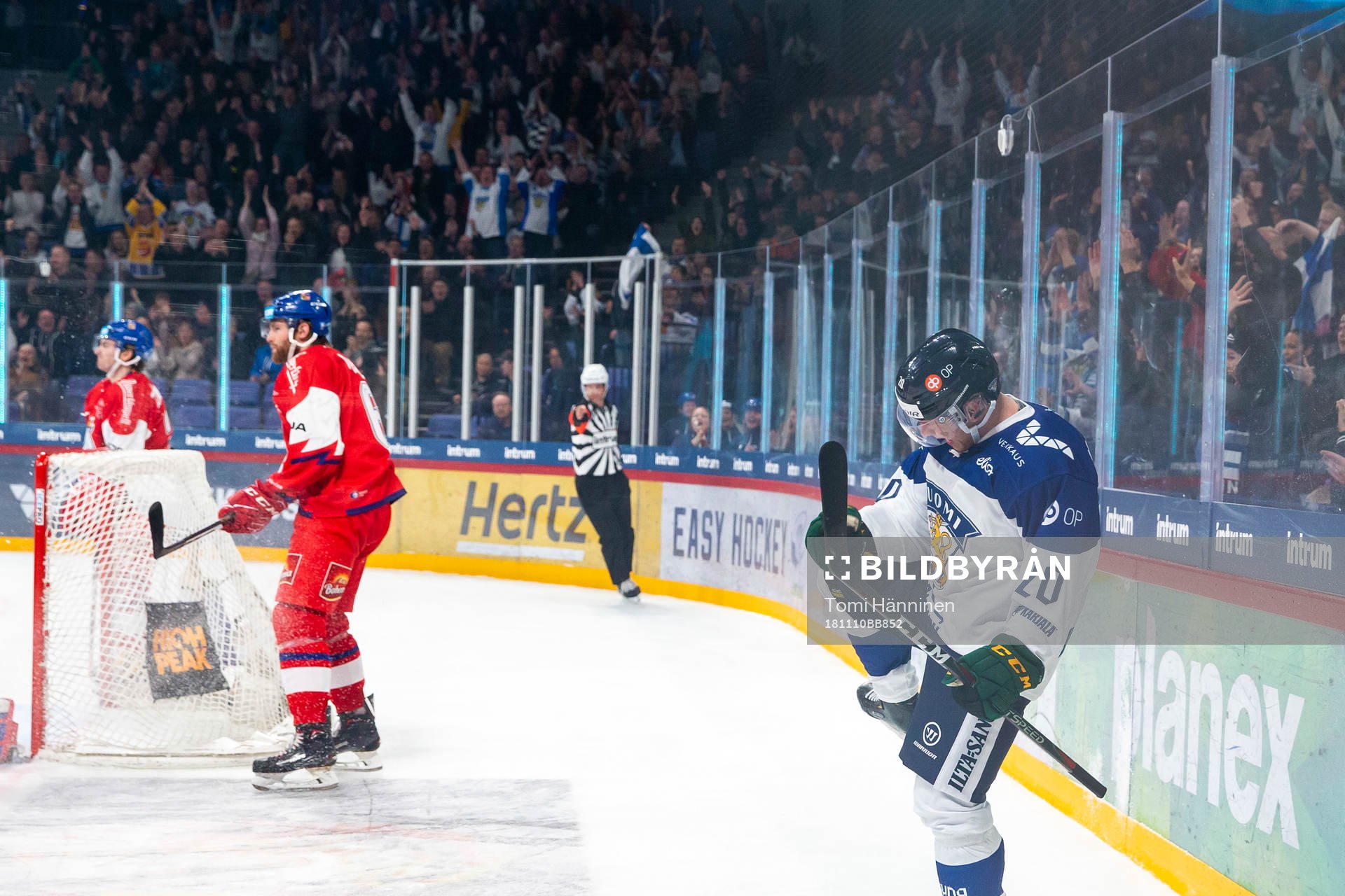 Arttu Ruotsalainen #20, FIN score 1-0