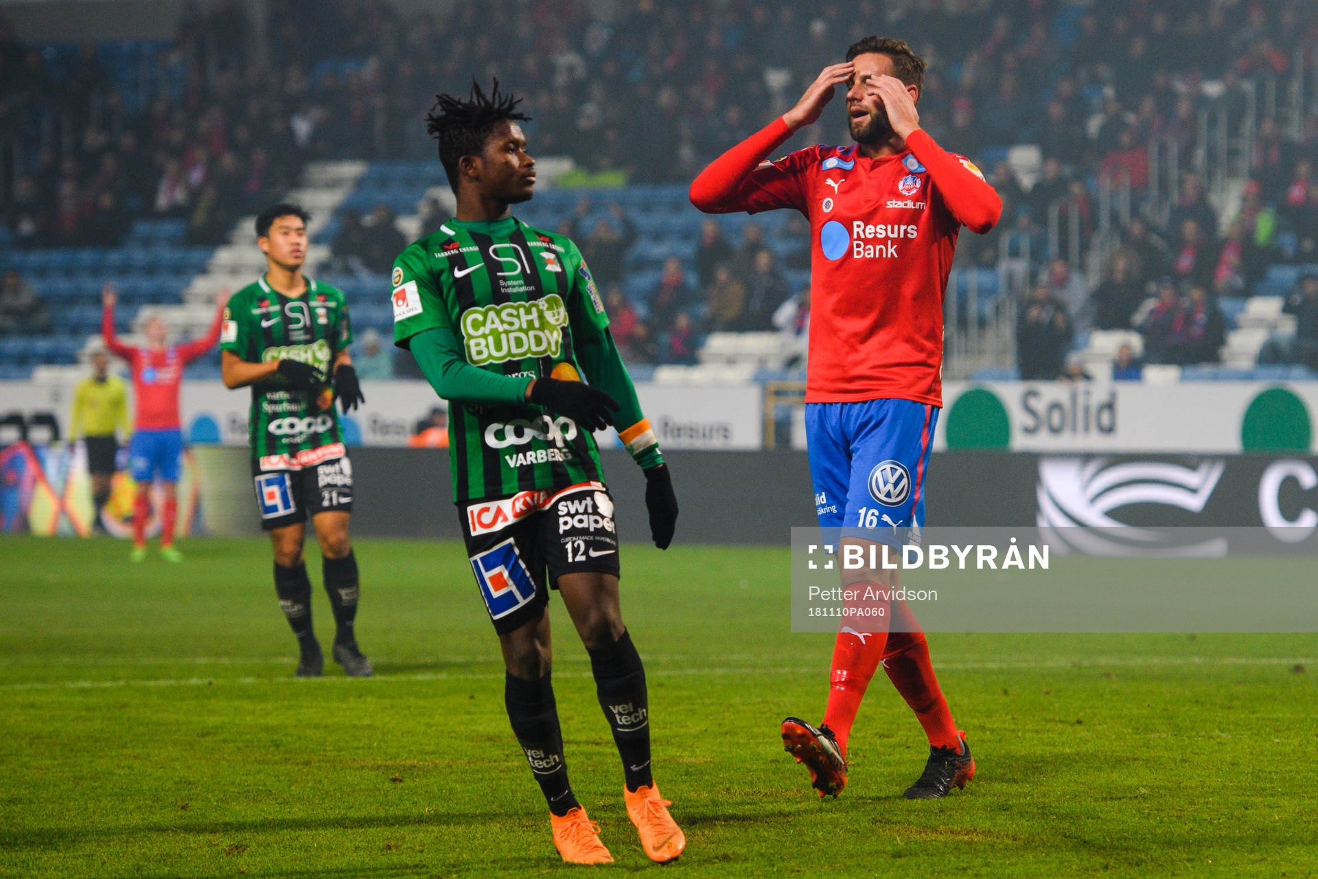 Helsingborgs Mikael Dahlberg deppar