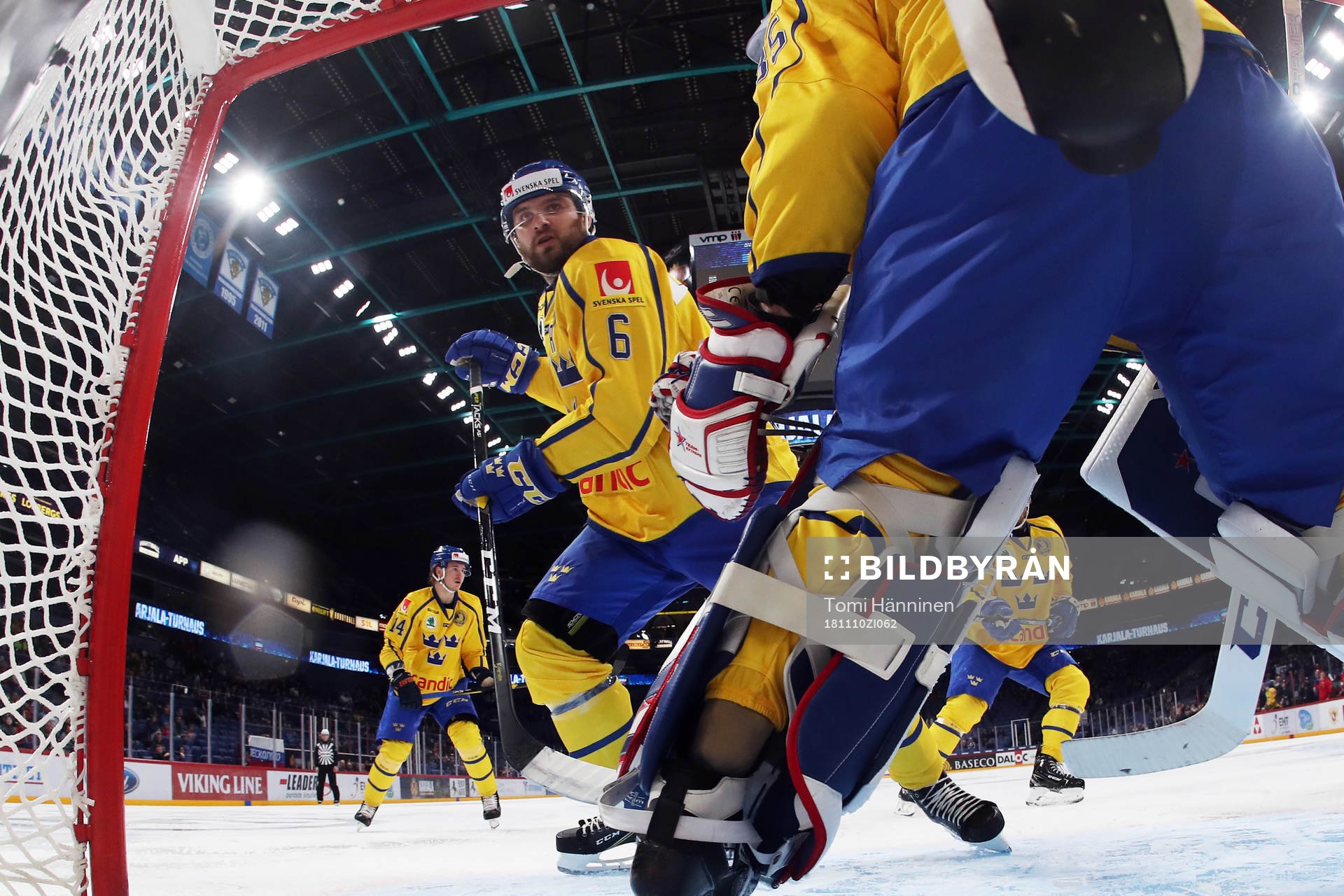 Mikael Wikstrand #6, SWE, Magnus Hellberg #35, SWE