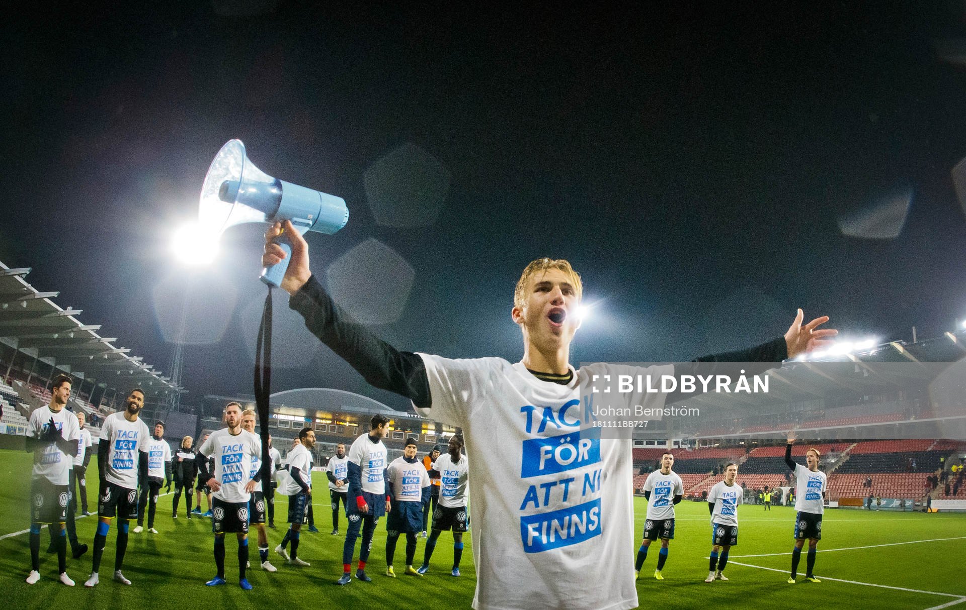 IFK Göteborgs Benjamin Nygren tackar fansen