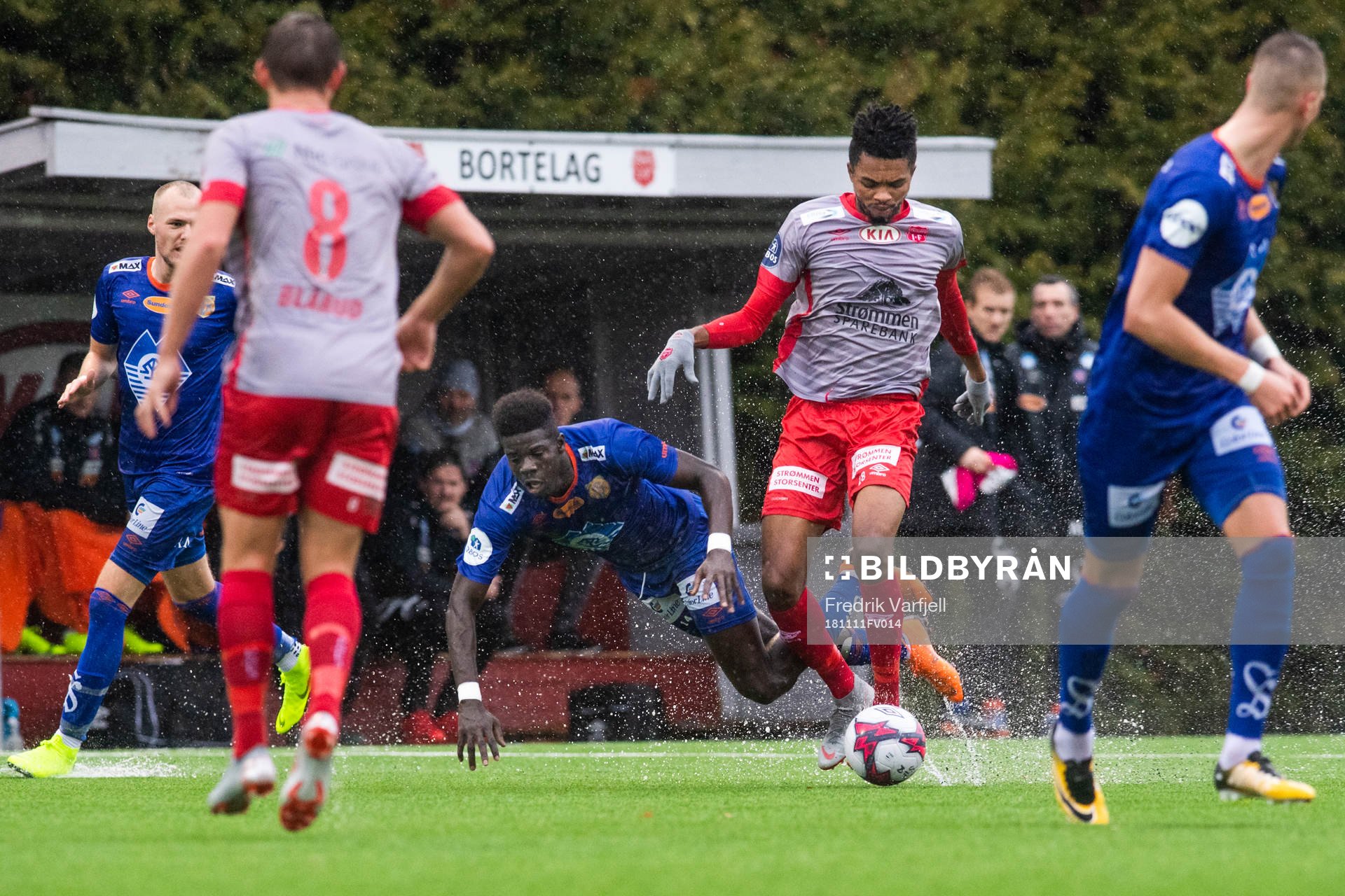 Pape Habib Gueye of Aalesund and Charles Chinedu Ezeh of