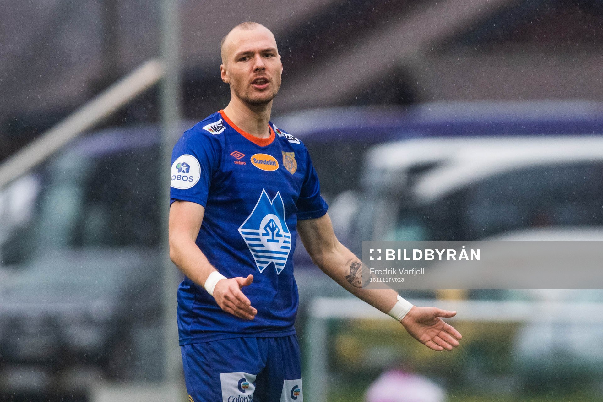 Aron Elís Thrándarson of Aalesund reacts