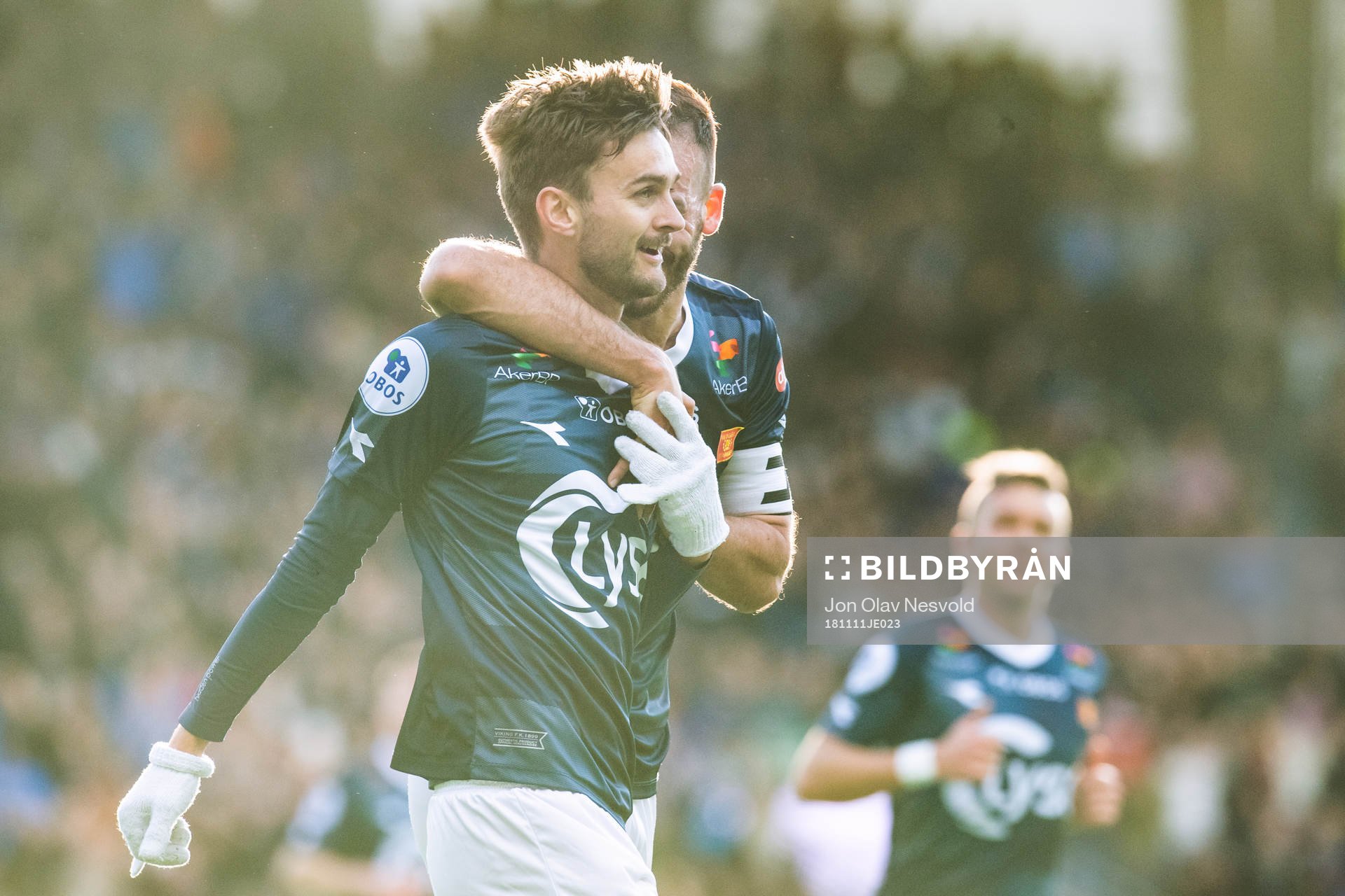 Zlatko Tripic and Johnny Furdal of Viking celebrate