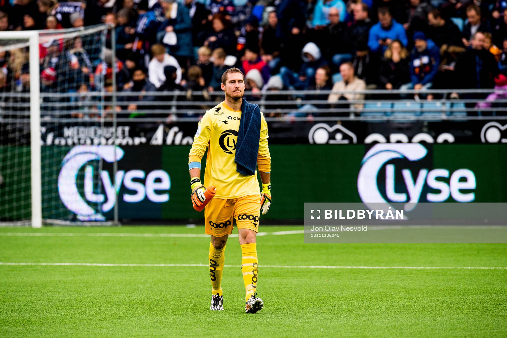 Goalkeeper Iven Austbø of Viking looks dejected in the