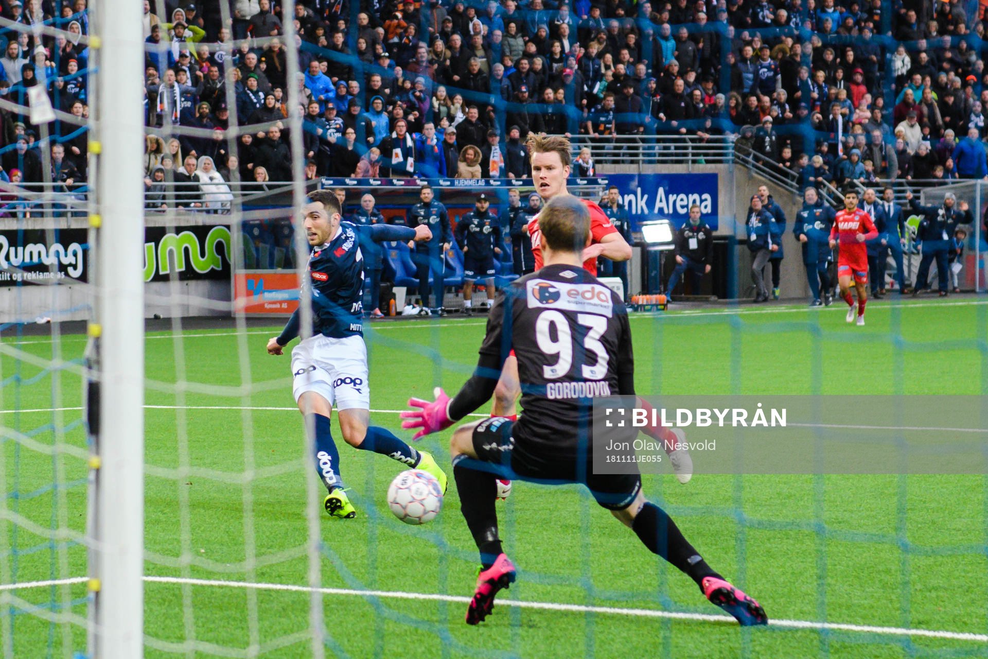 Zymer Bytyqi of Viking scores 3-1