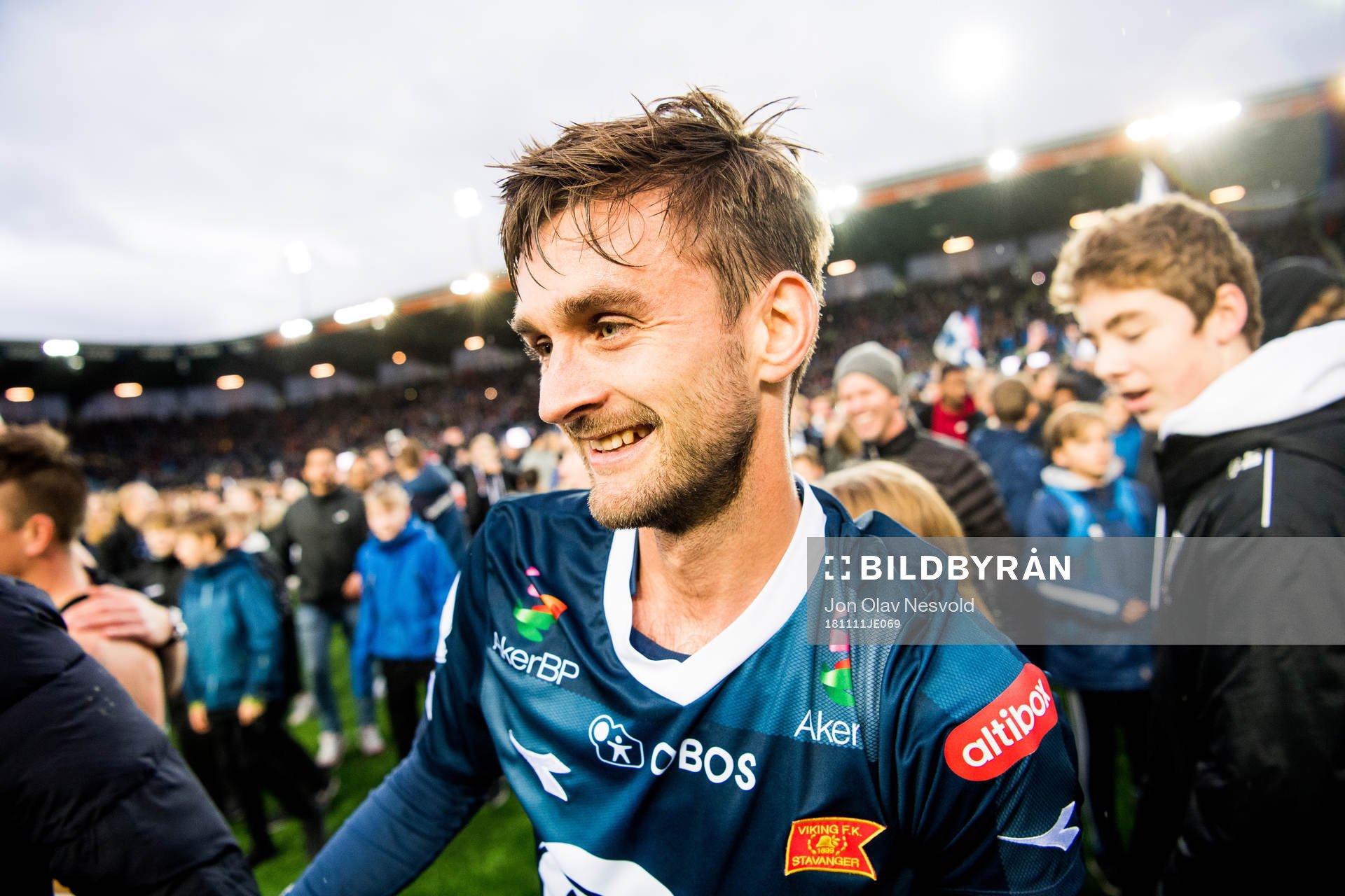Johnny Furdal of Viking celebrates