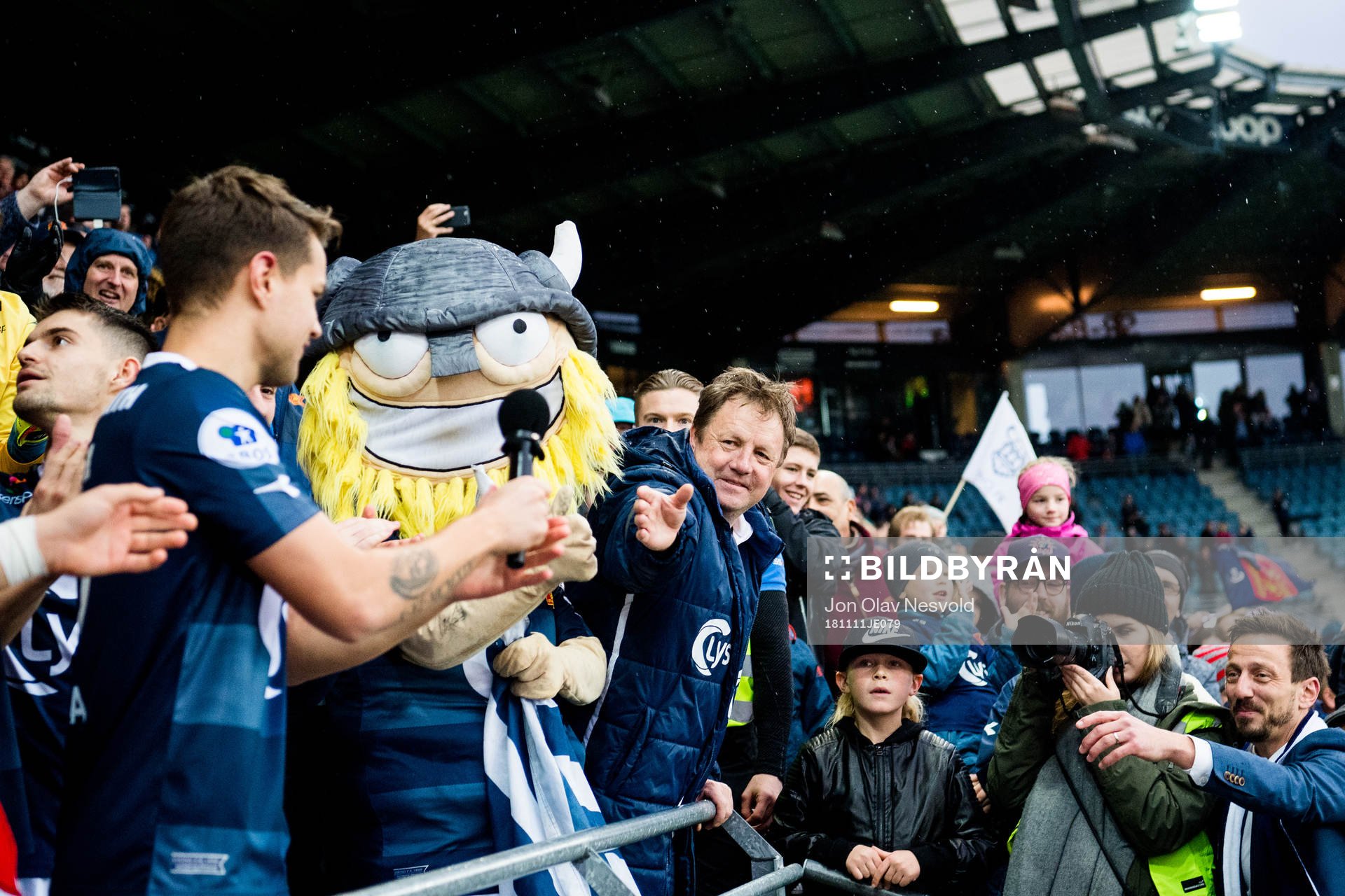 Bjarne Berntsen, head coach of Viking, celebrates