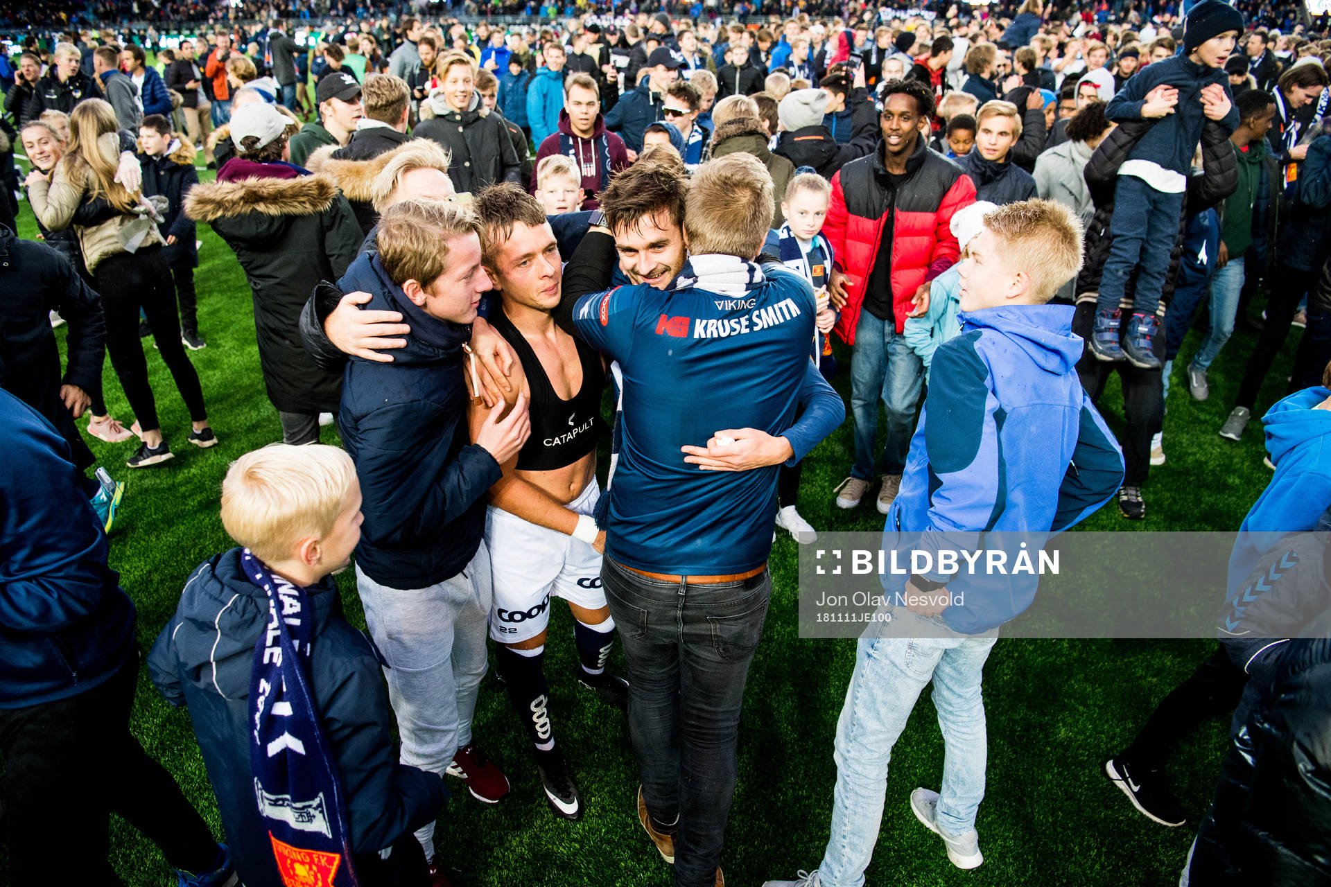 Claes Philip Kronberg and Johnny Furdal of Viking celebrate