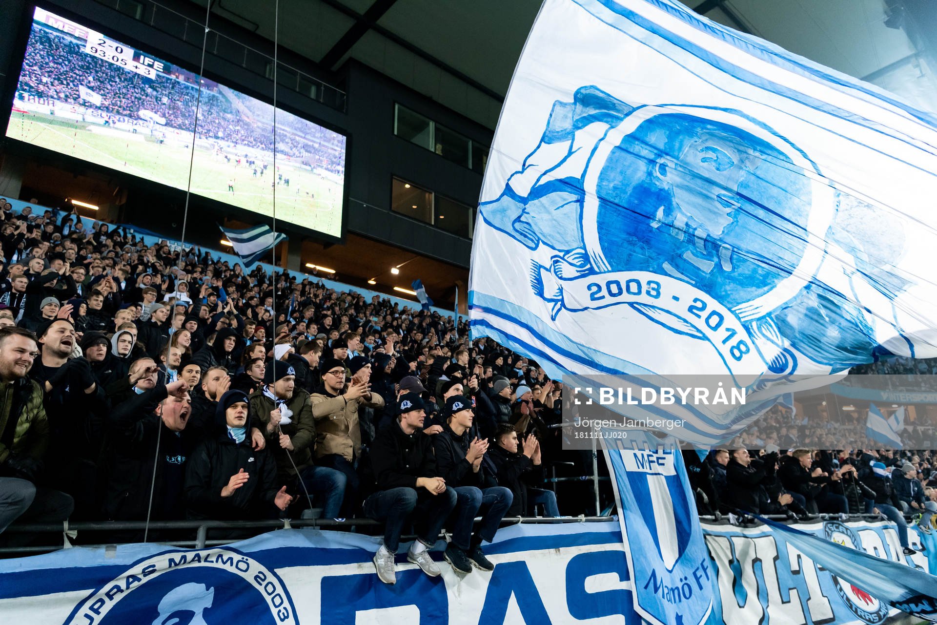 Malmö FFs supportrar jublar