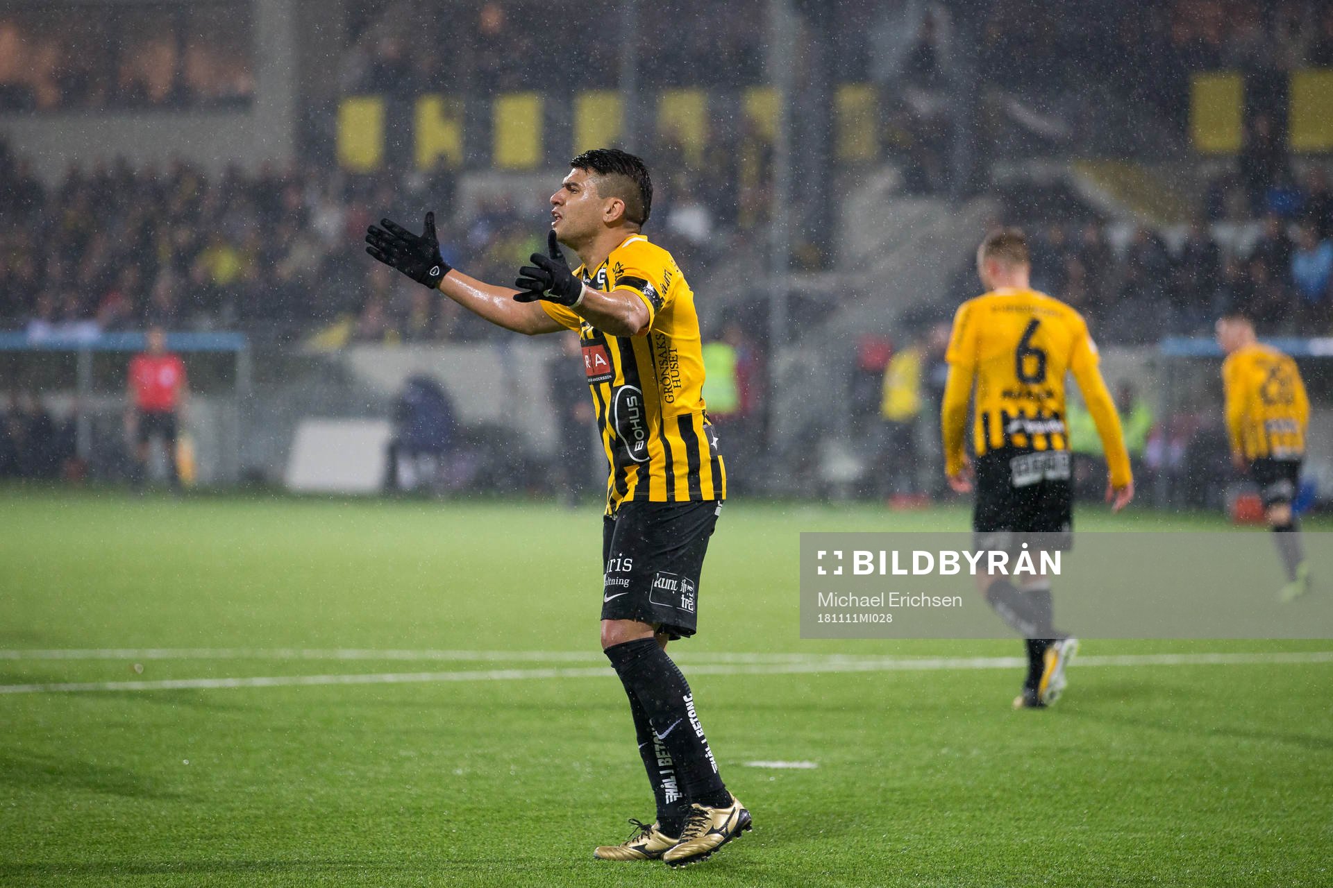 Häckens Paulinho deppar