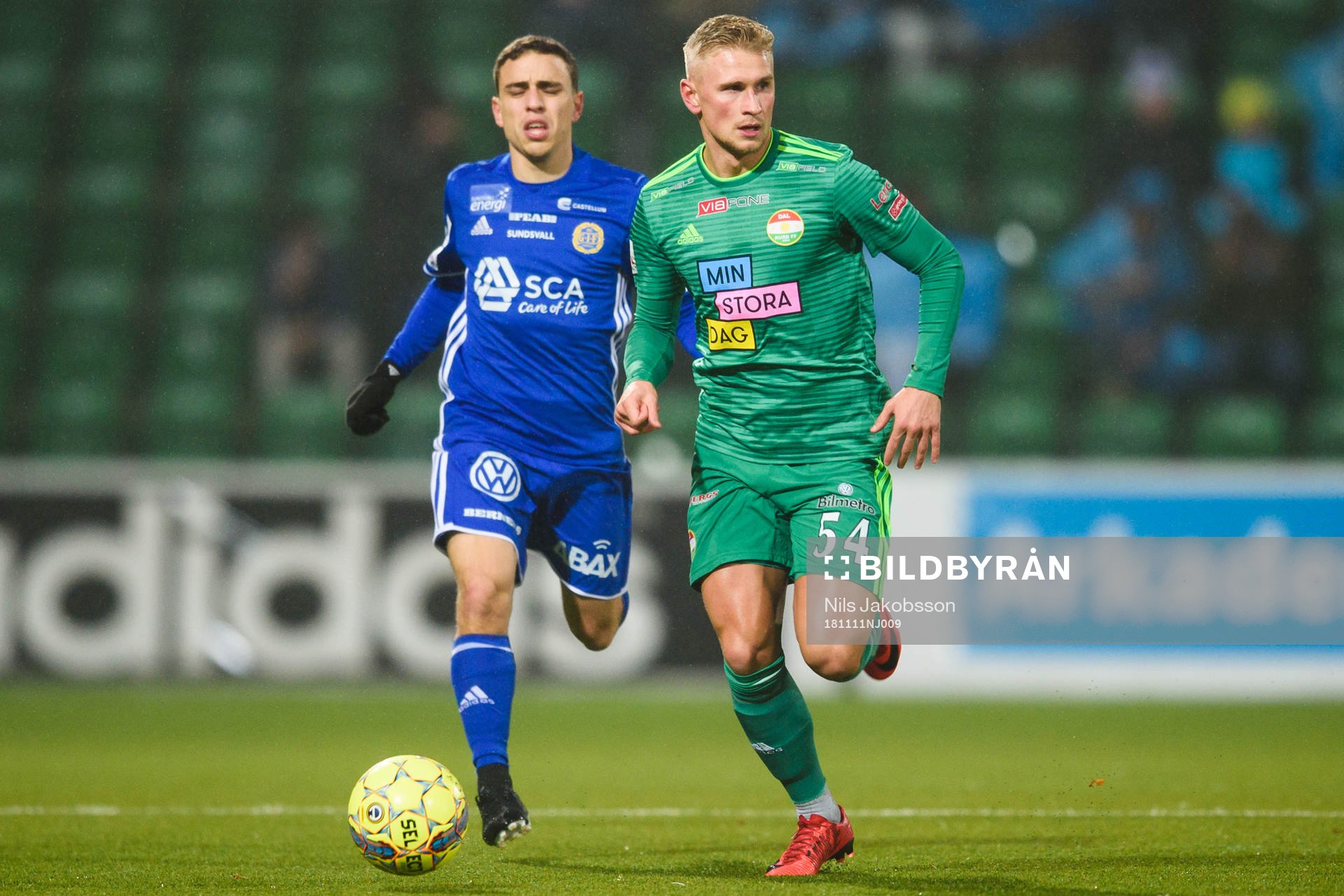 Sundsvalls David Haro Iniesta och Dalkurds Simon Strand