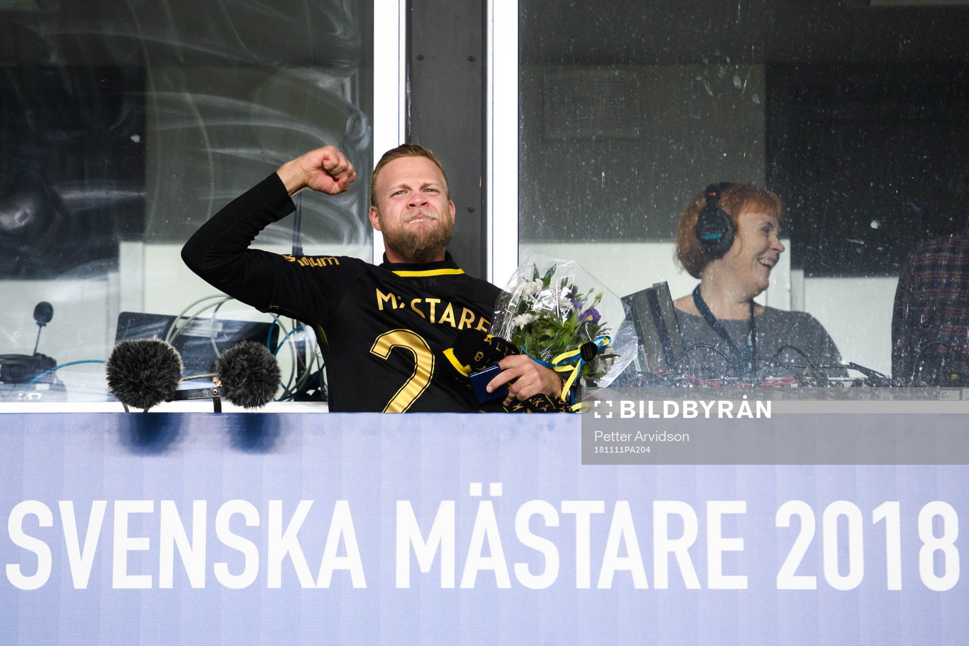 s Daniel Sundgren jublar