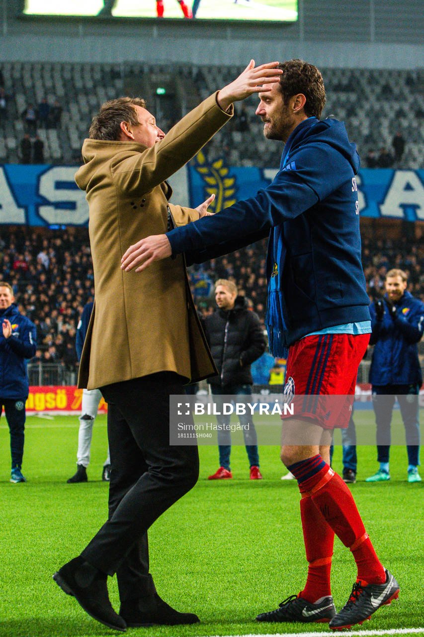 Kim Källström och Djurgårdens målvakt Andreas Isaksson