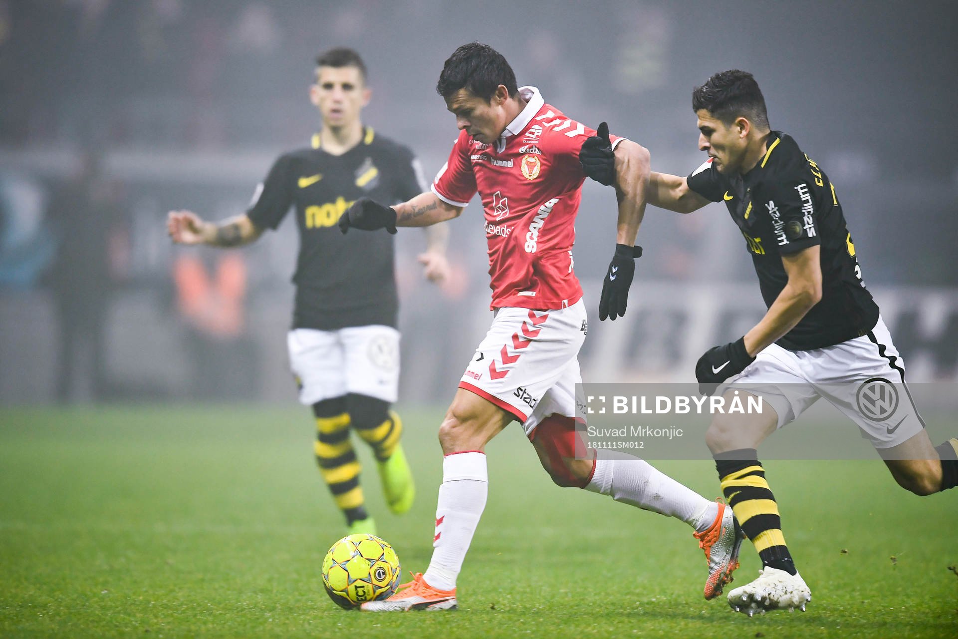s Tarik Elyounoussi