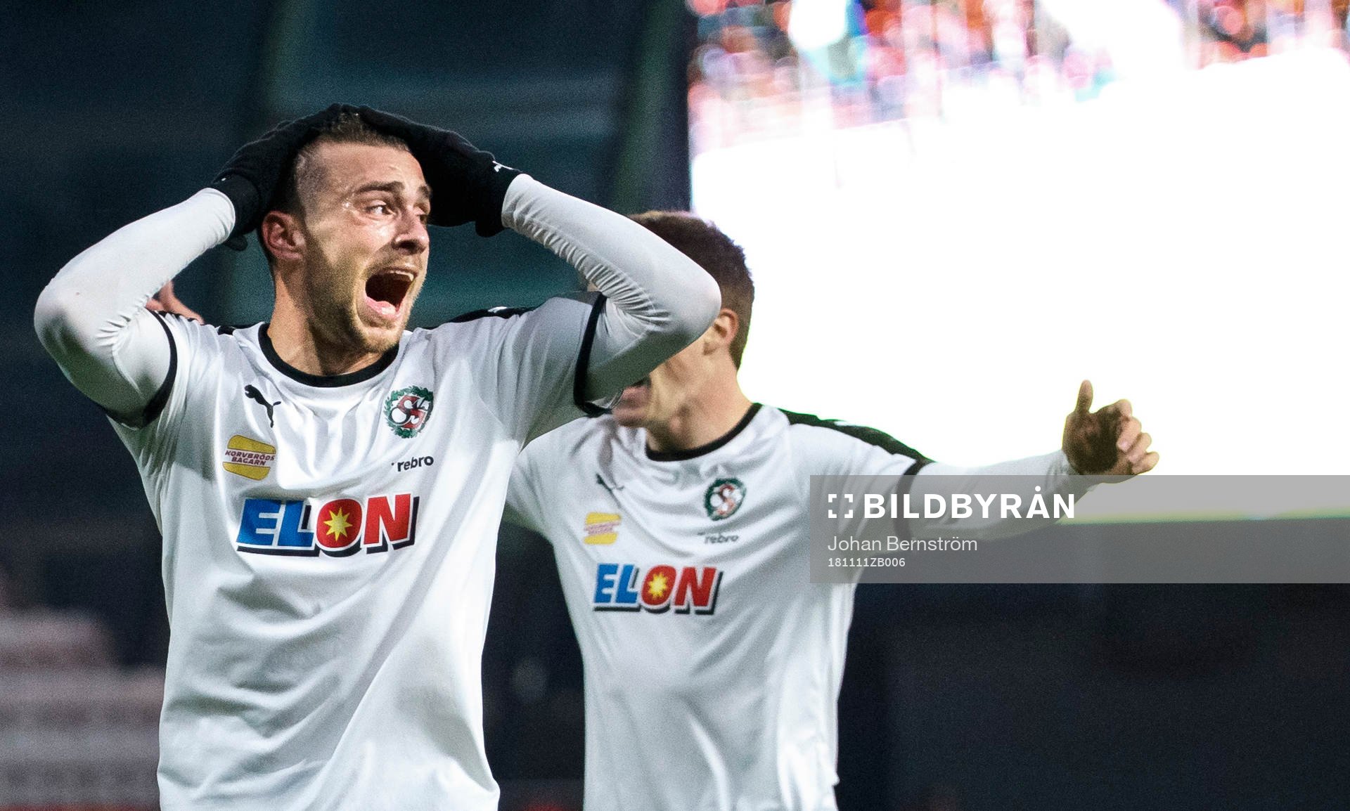 Örebros Filip Rogic deppar