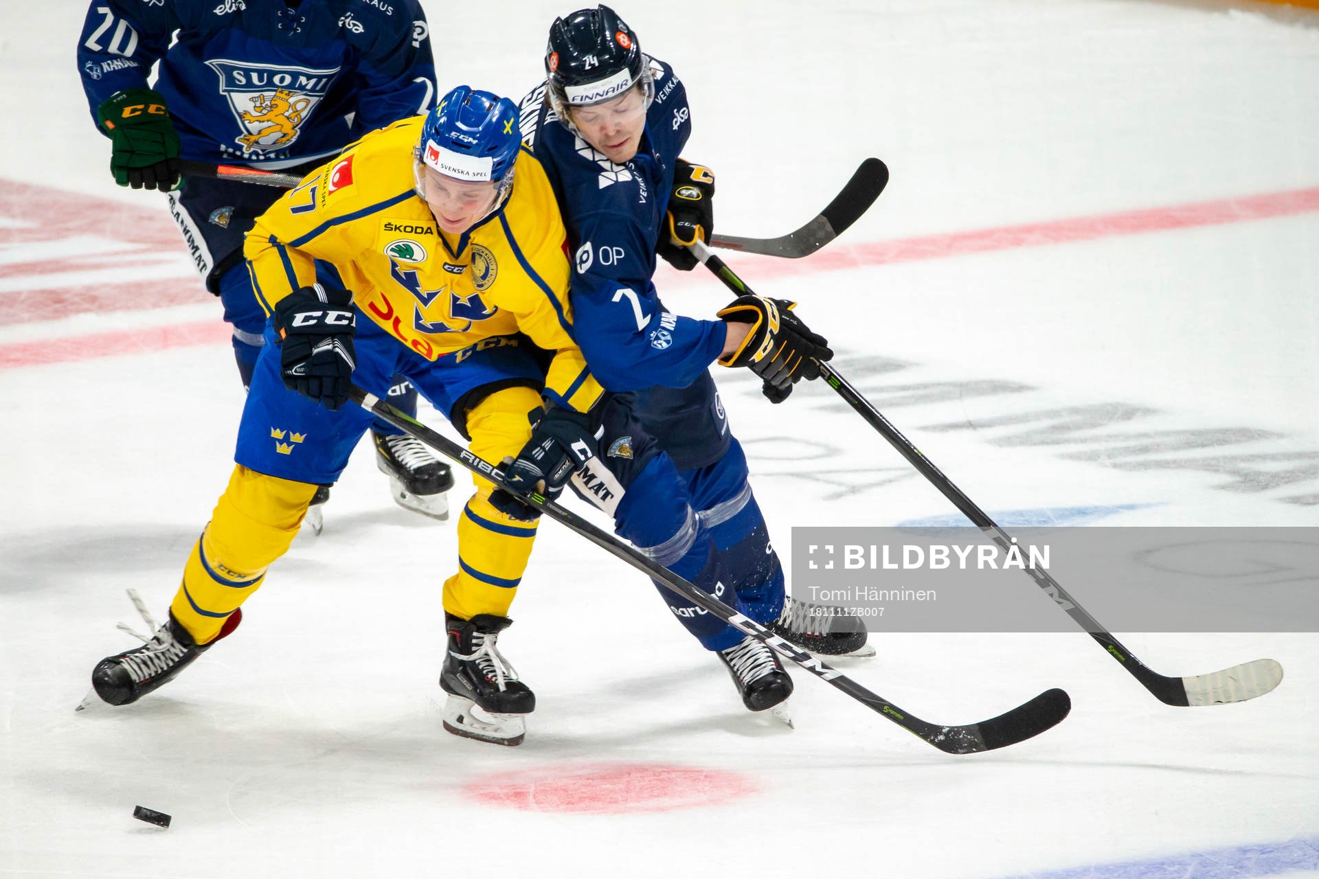 Dennis Rasmussen #17, SWE, Ville Leskinen #24, FIN
