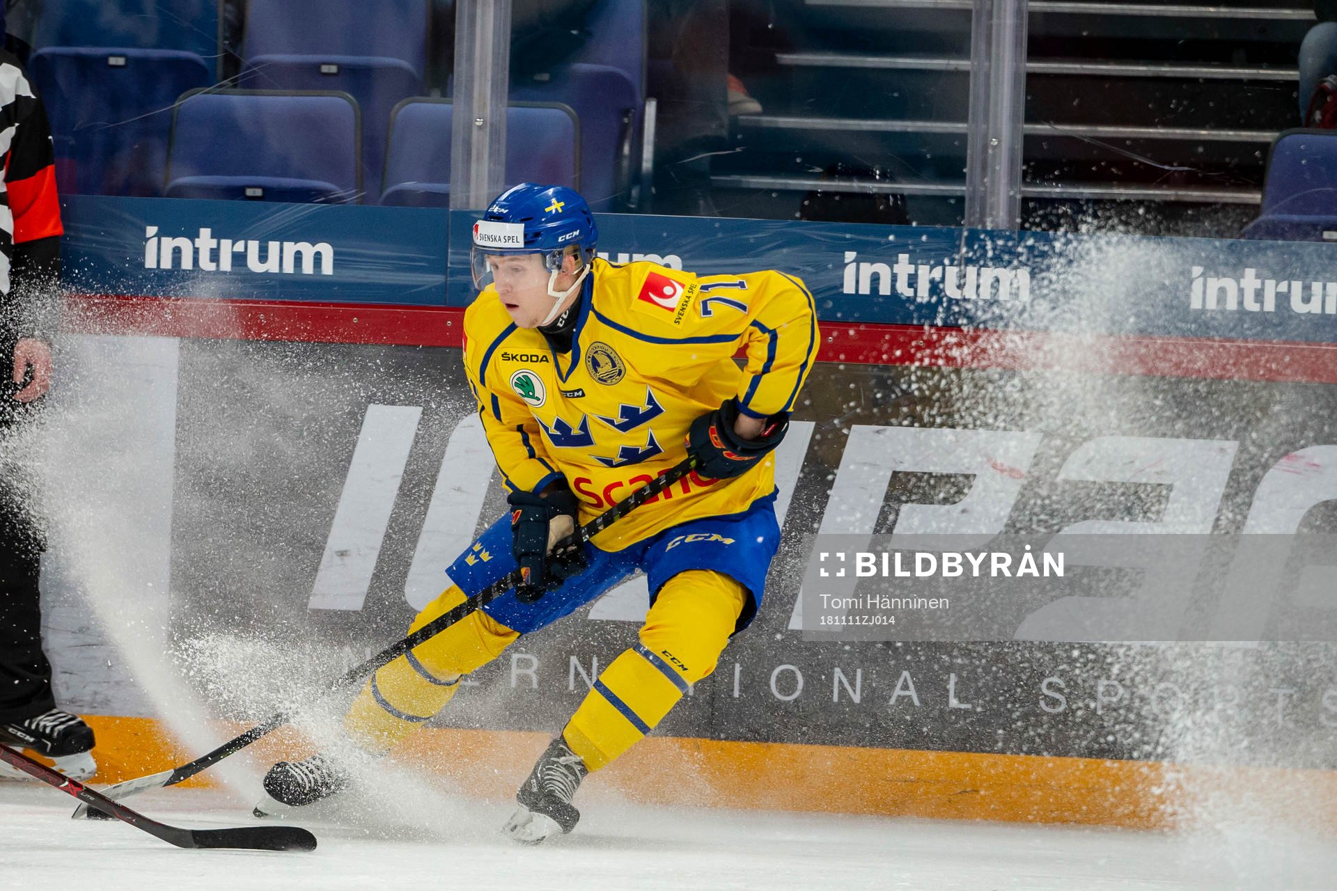 Jonathan Davidsson #71, SWE