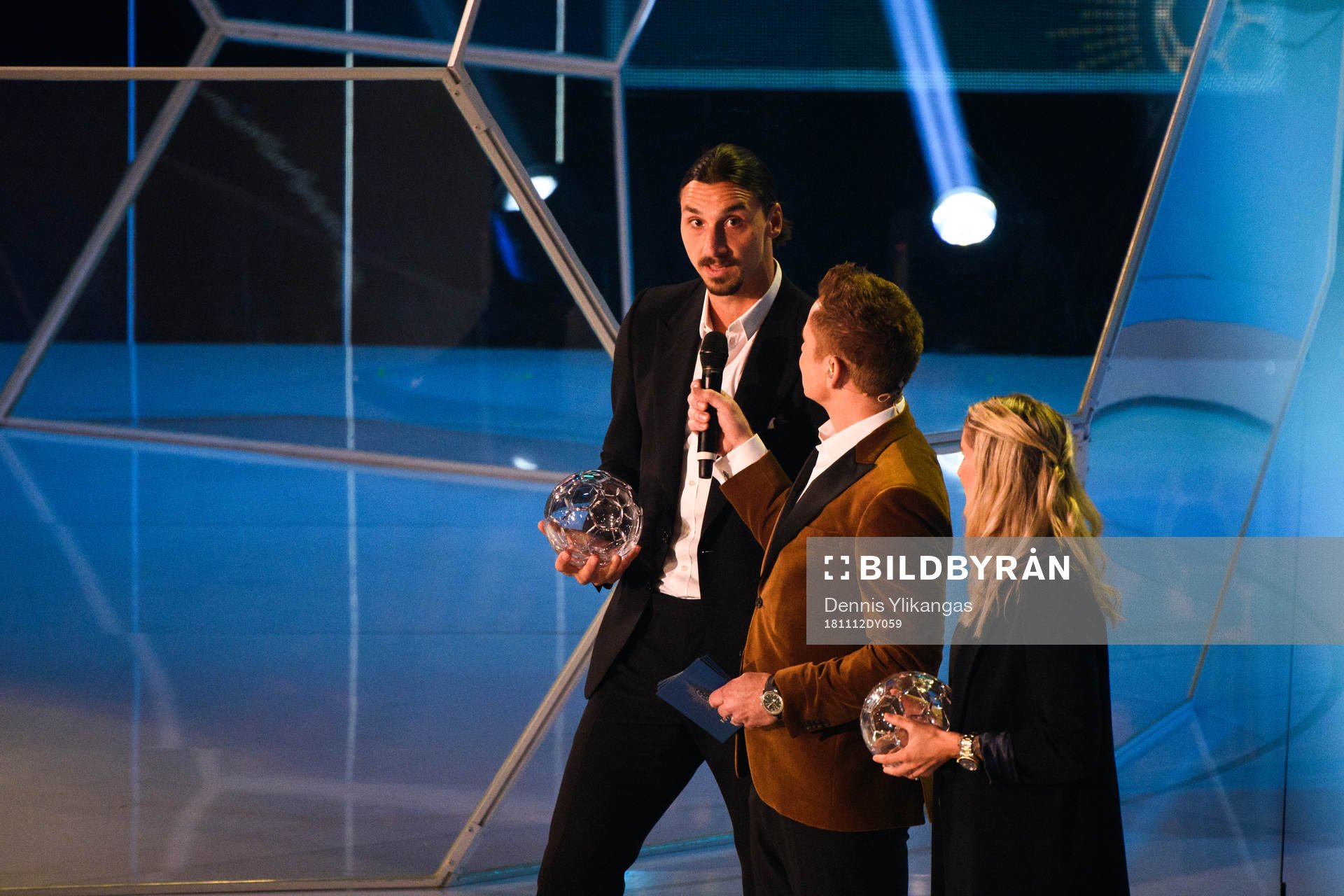 s Rickard Olsson pratar med Zlatan Ibrahimovic och Anja