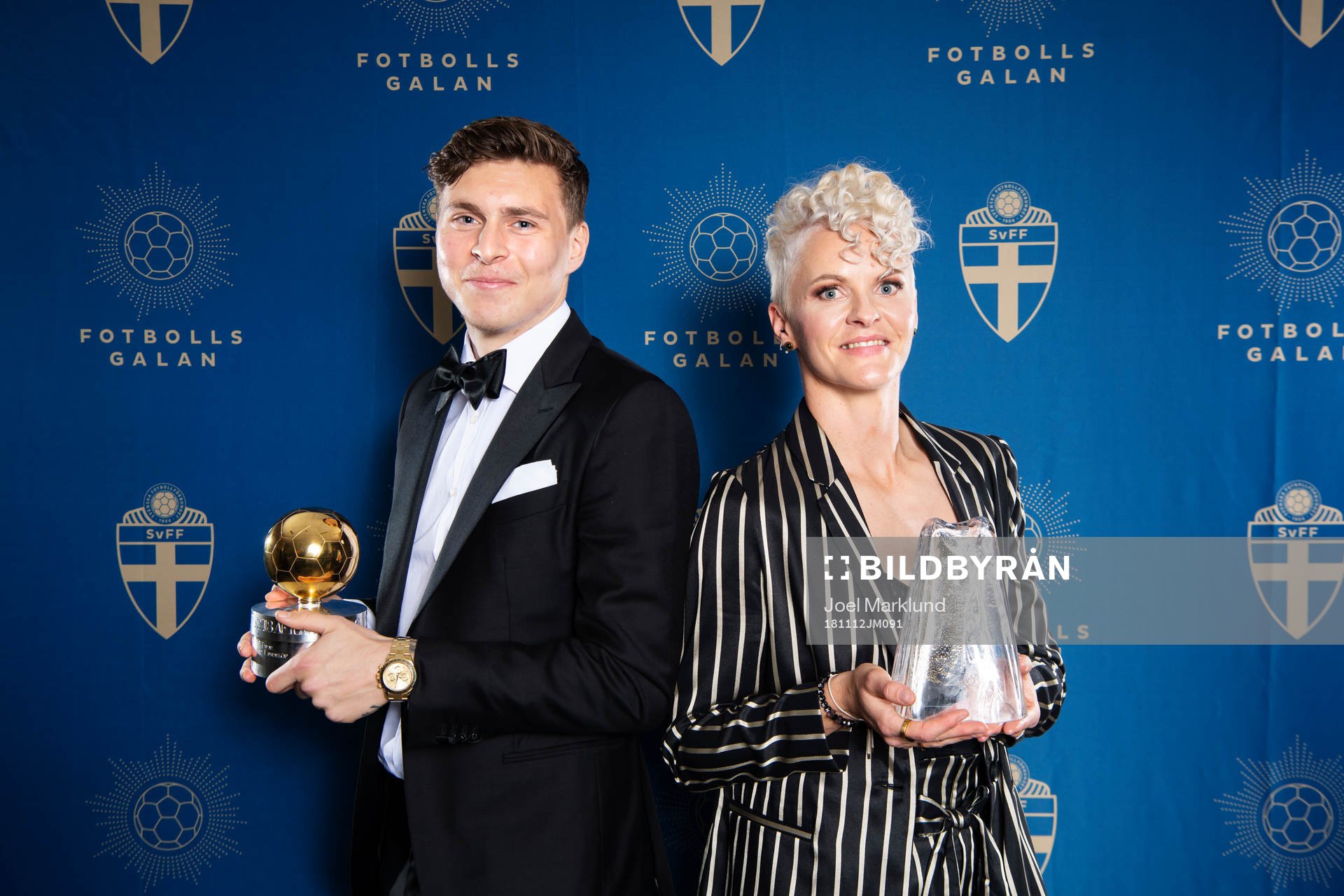 Vinnaren av Guldbollen 2018, Victor Nilsson Lindelöf, och