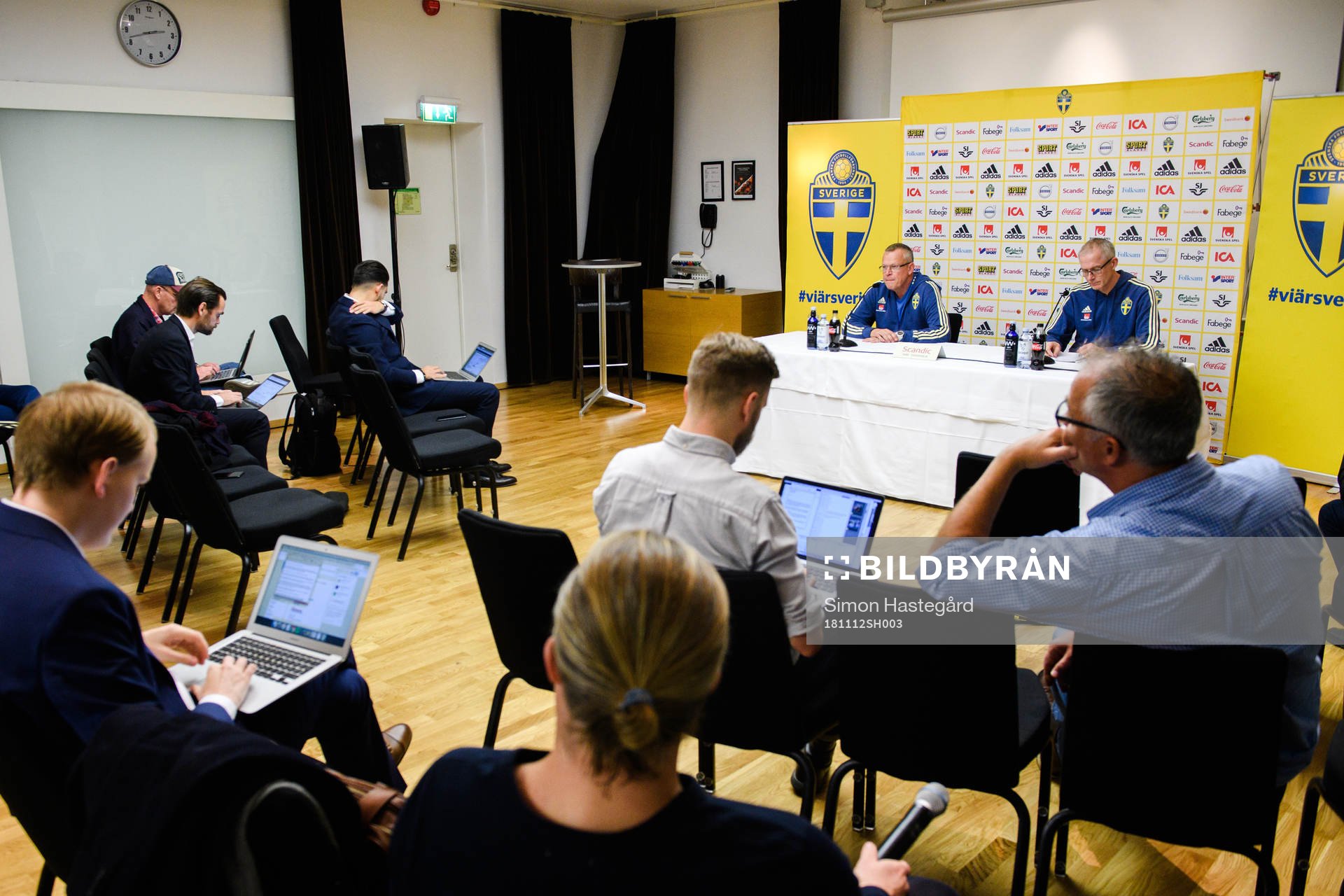 Sveriges förbundskapten Janne Andersson och kommunikatör