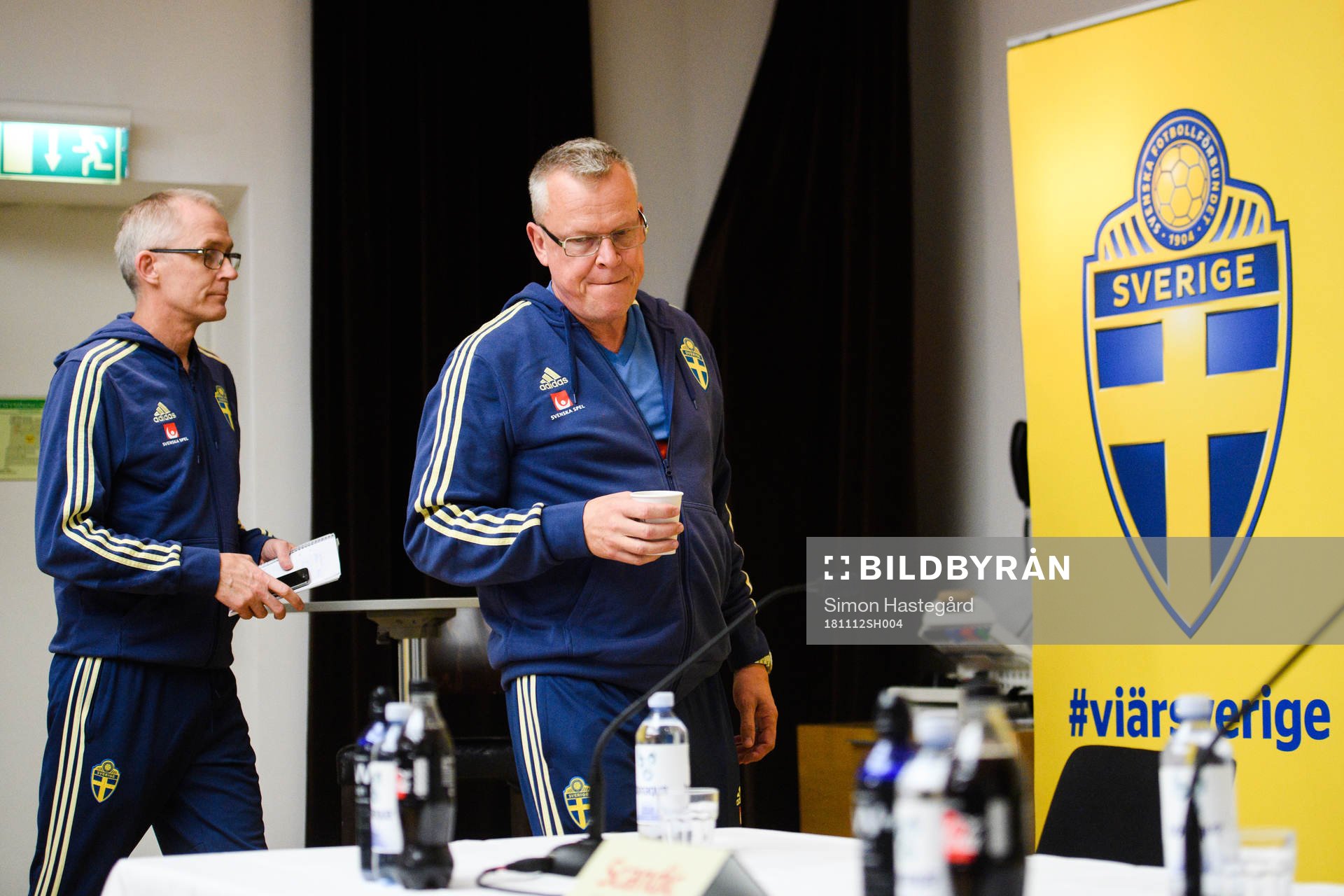Sveriges förbundskapten Janne Andersson och kommunikatör
