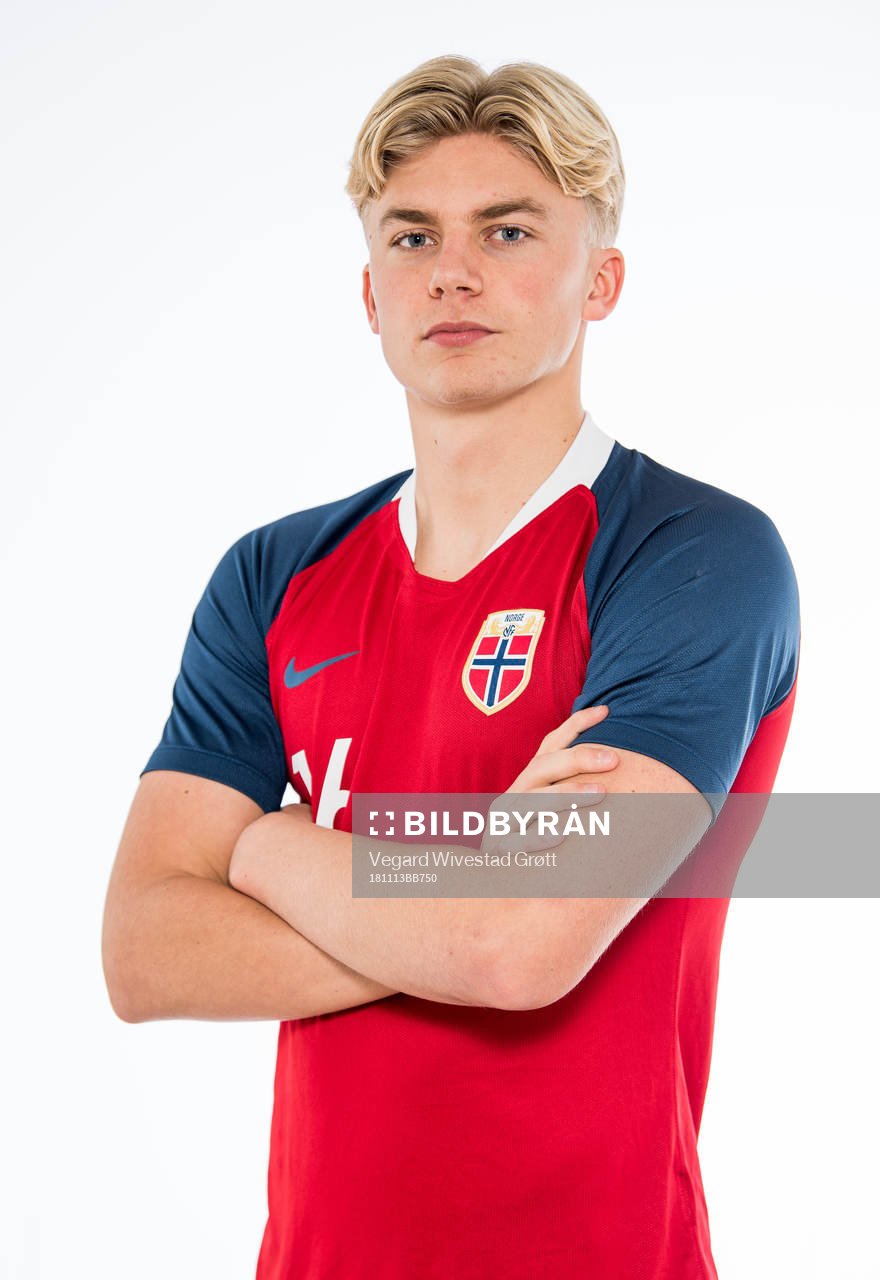Tobias Borchgrevink Børkeeiet of Norway poses for a