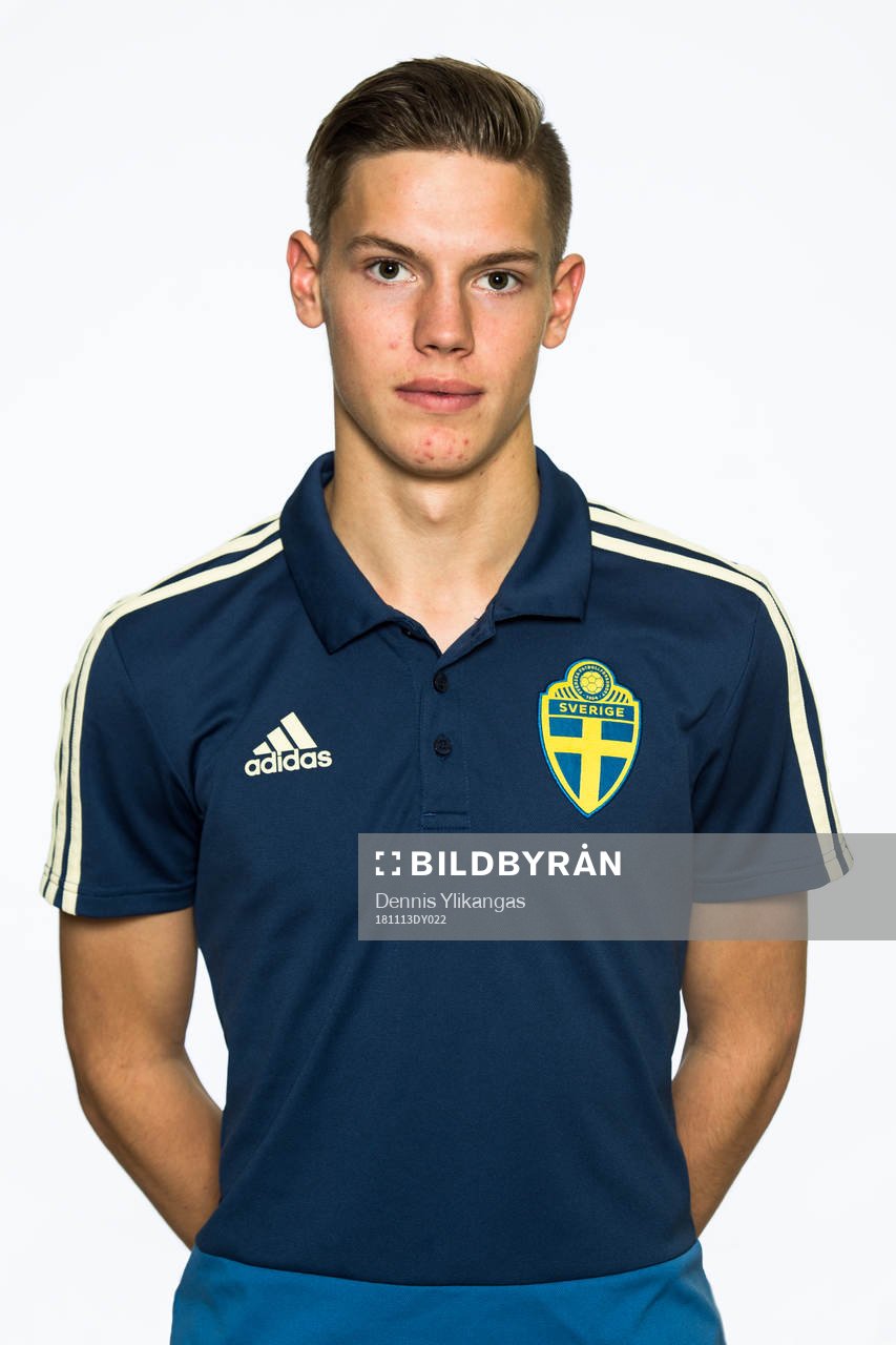 Taylor Silverholt i P17-landslaget