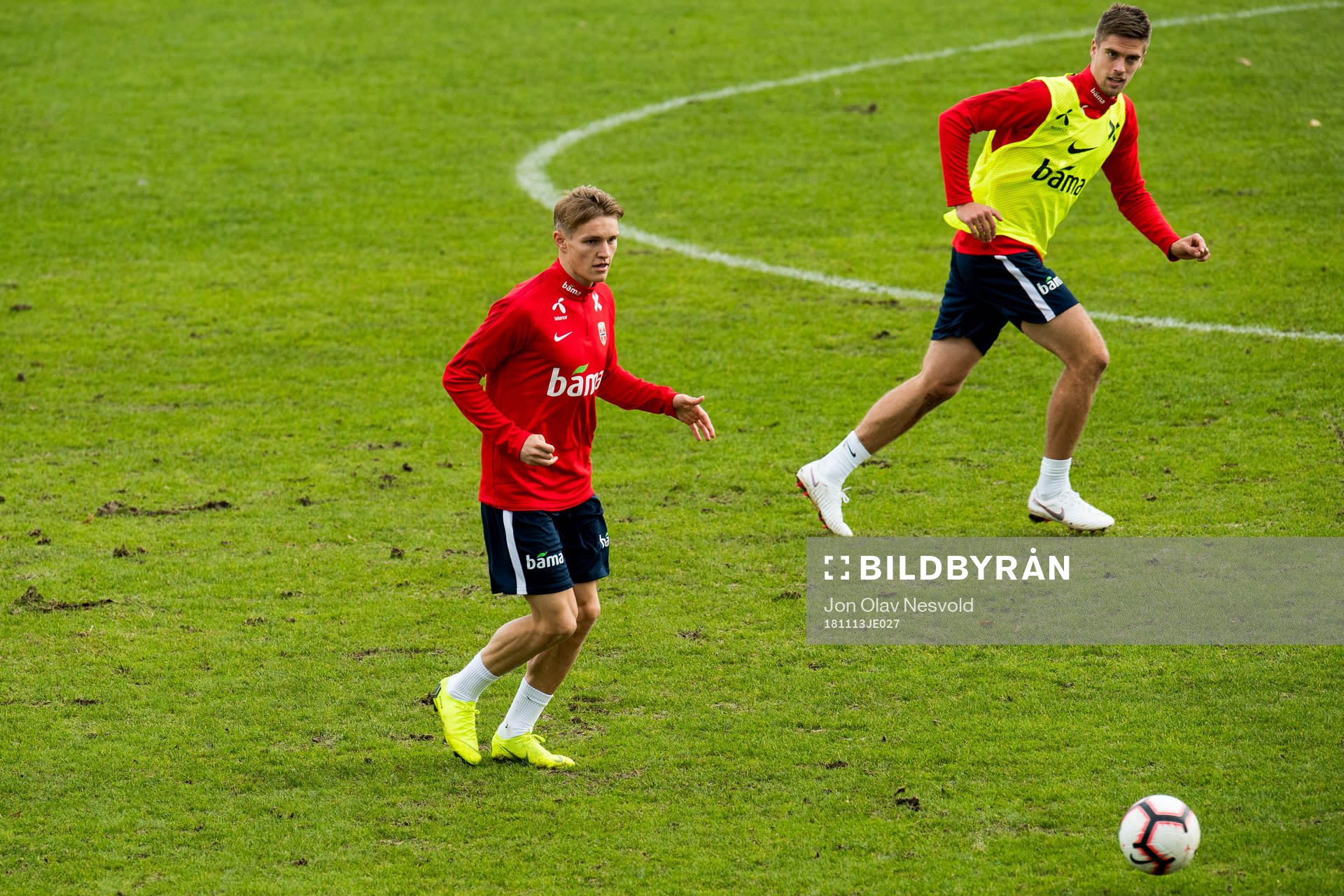 Martin Ødegaard and Markus Henriksen of Norway
