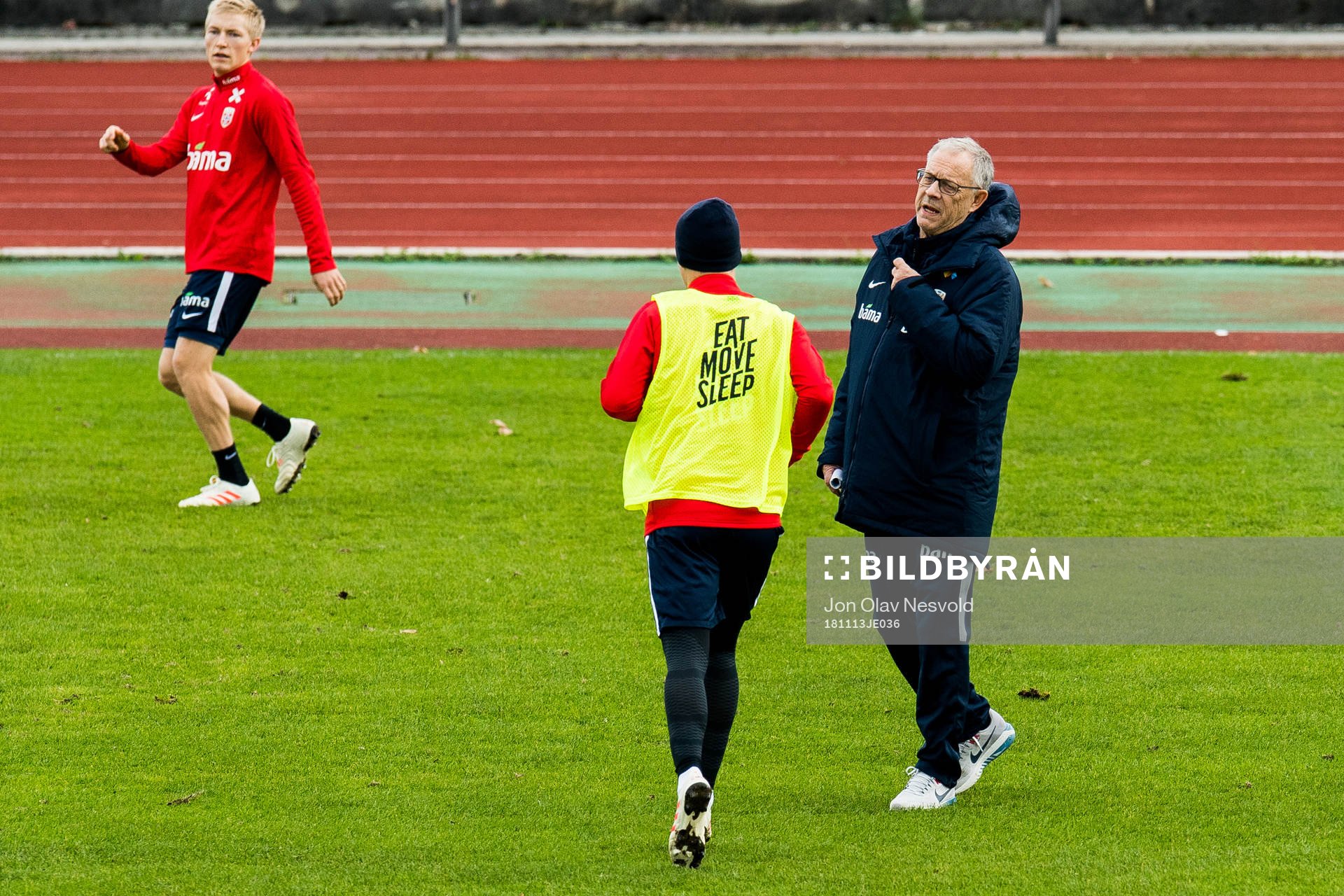 Birger Meling of Norway and Lars Lagerbäck, head coach of