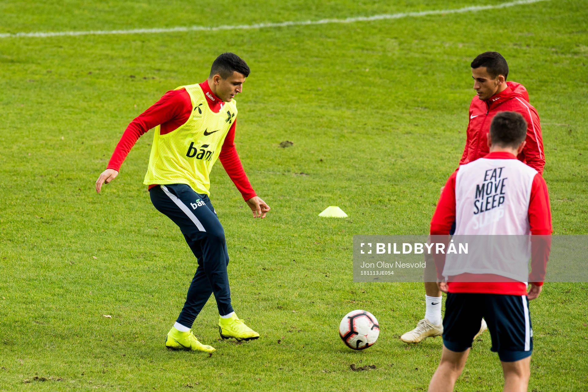 Mohamed Elyounoussi and Omar Elabdellaoui of Norway