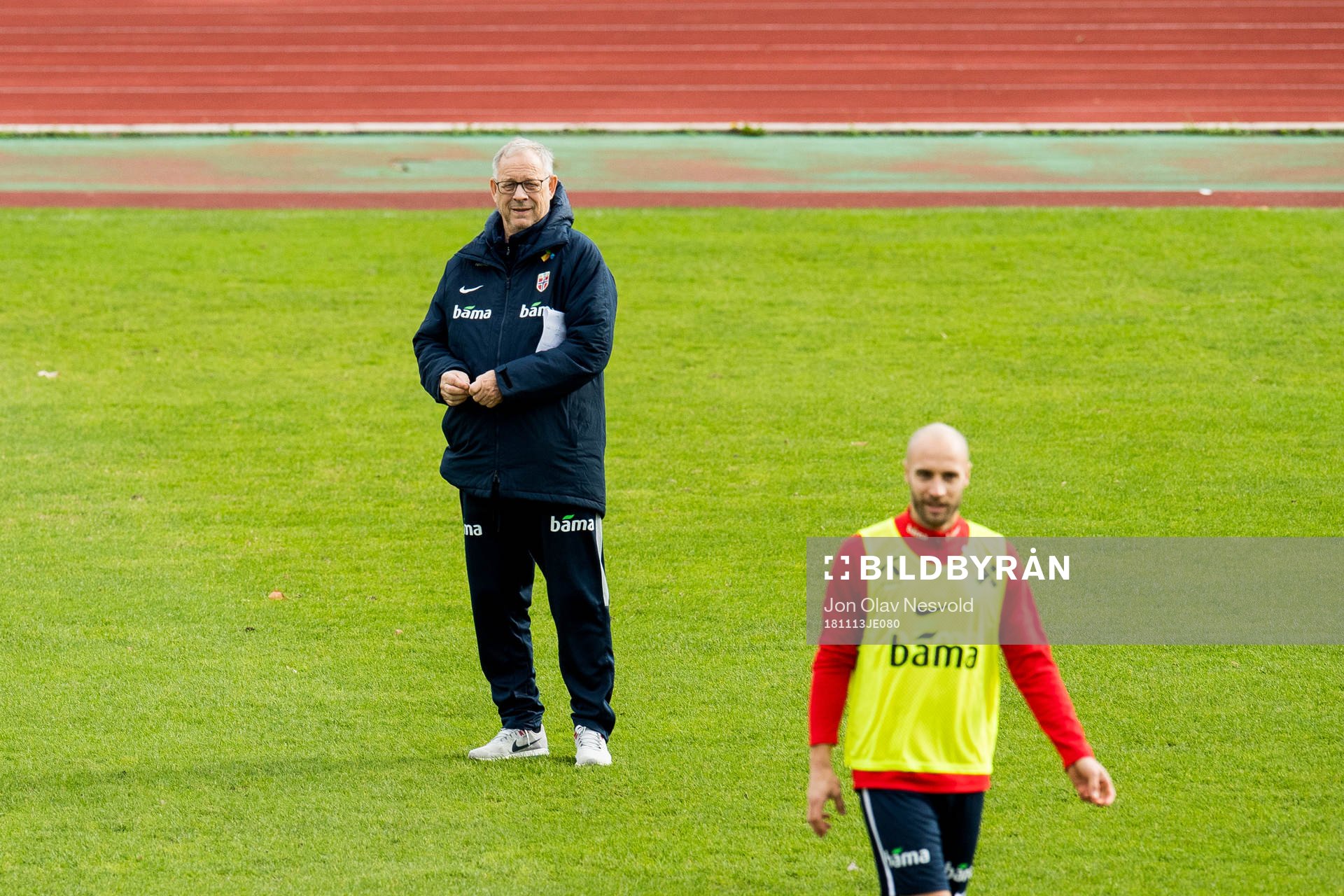 Lars Lagerbäck, head coach of Norway, and Tore Reginiussen