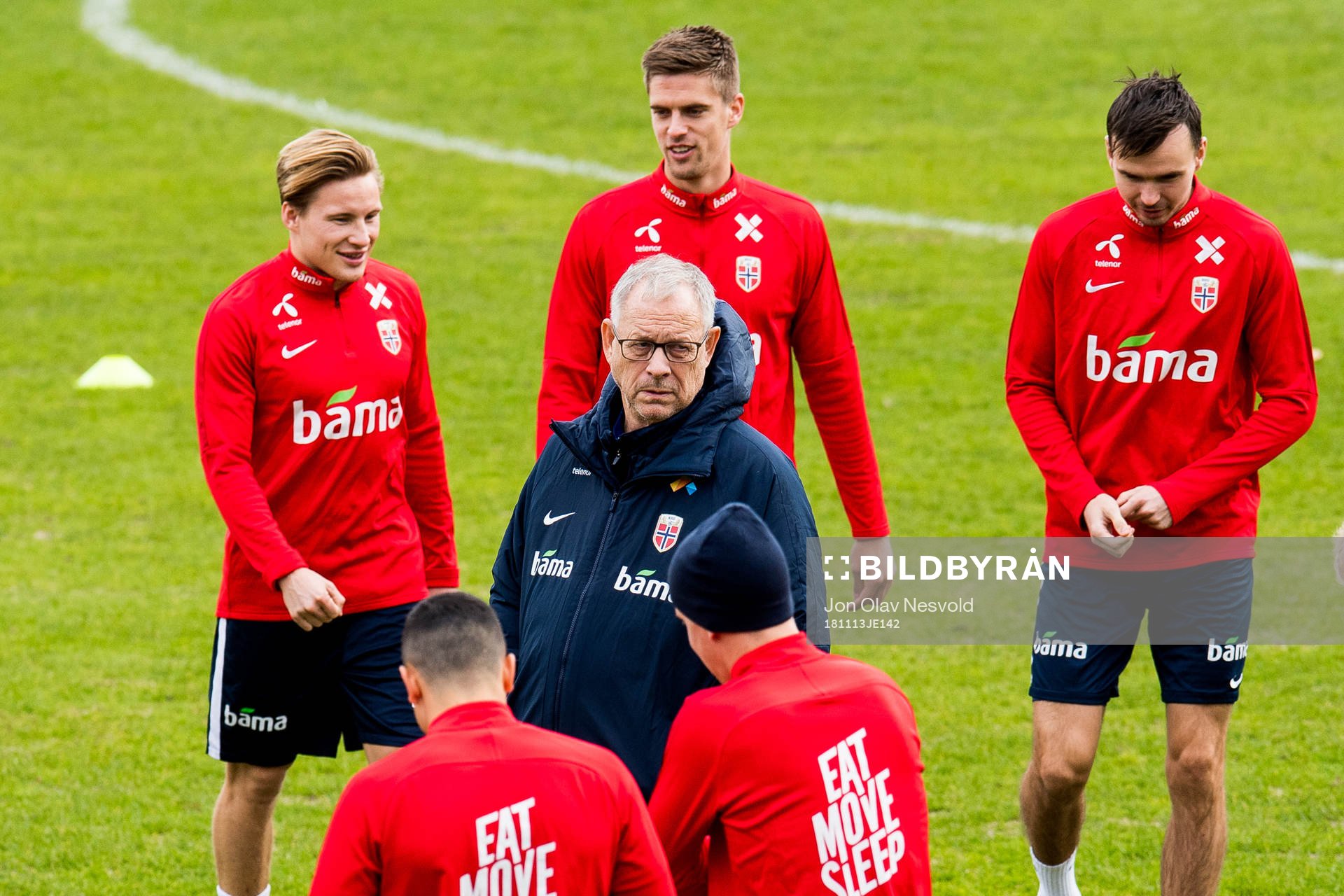Jonas Svensson, Lars Lagerbäck, head coach of Norway,