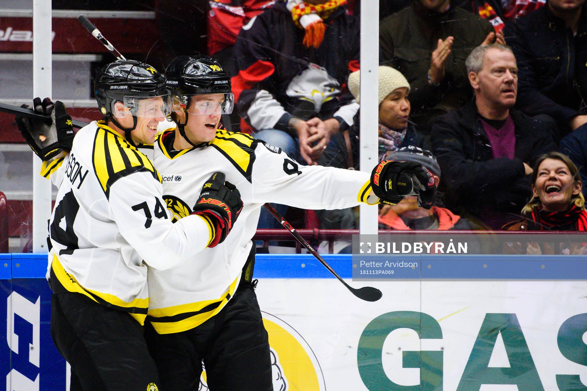 Brynäs Jesper Boqvist och Nicklas Danielsson jublar
