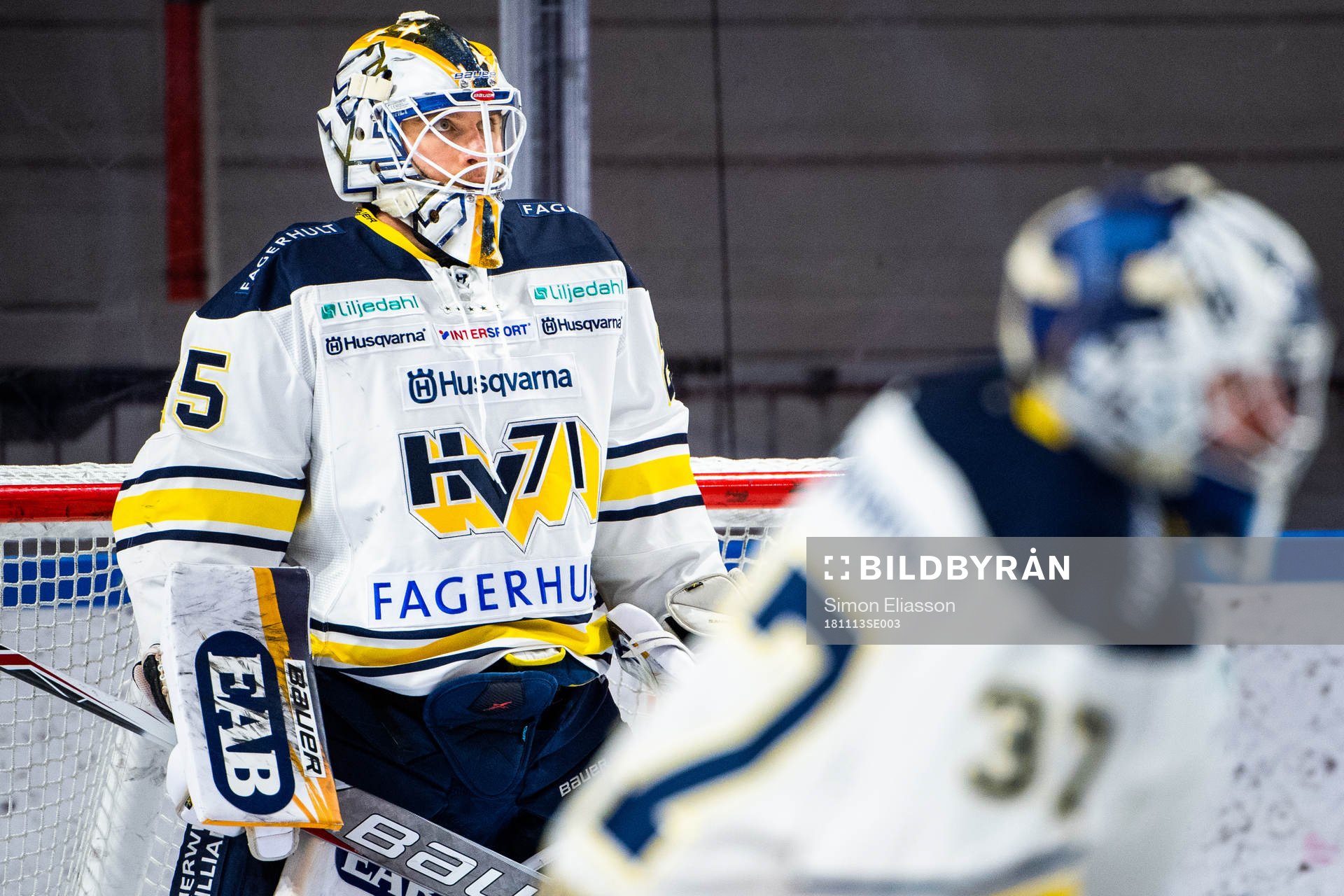 s målvakt Felix Sandström och målvakt Jonas Gunnarsson