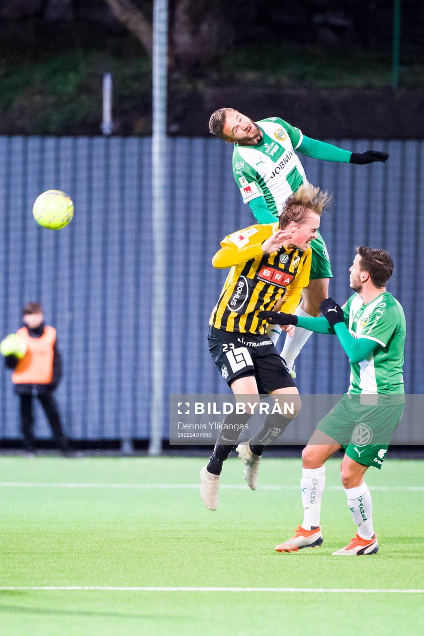Hammarbys Mats Goberg Solheim och Häckens Robin Strömberg