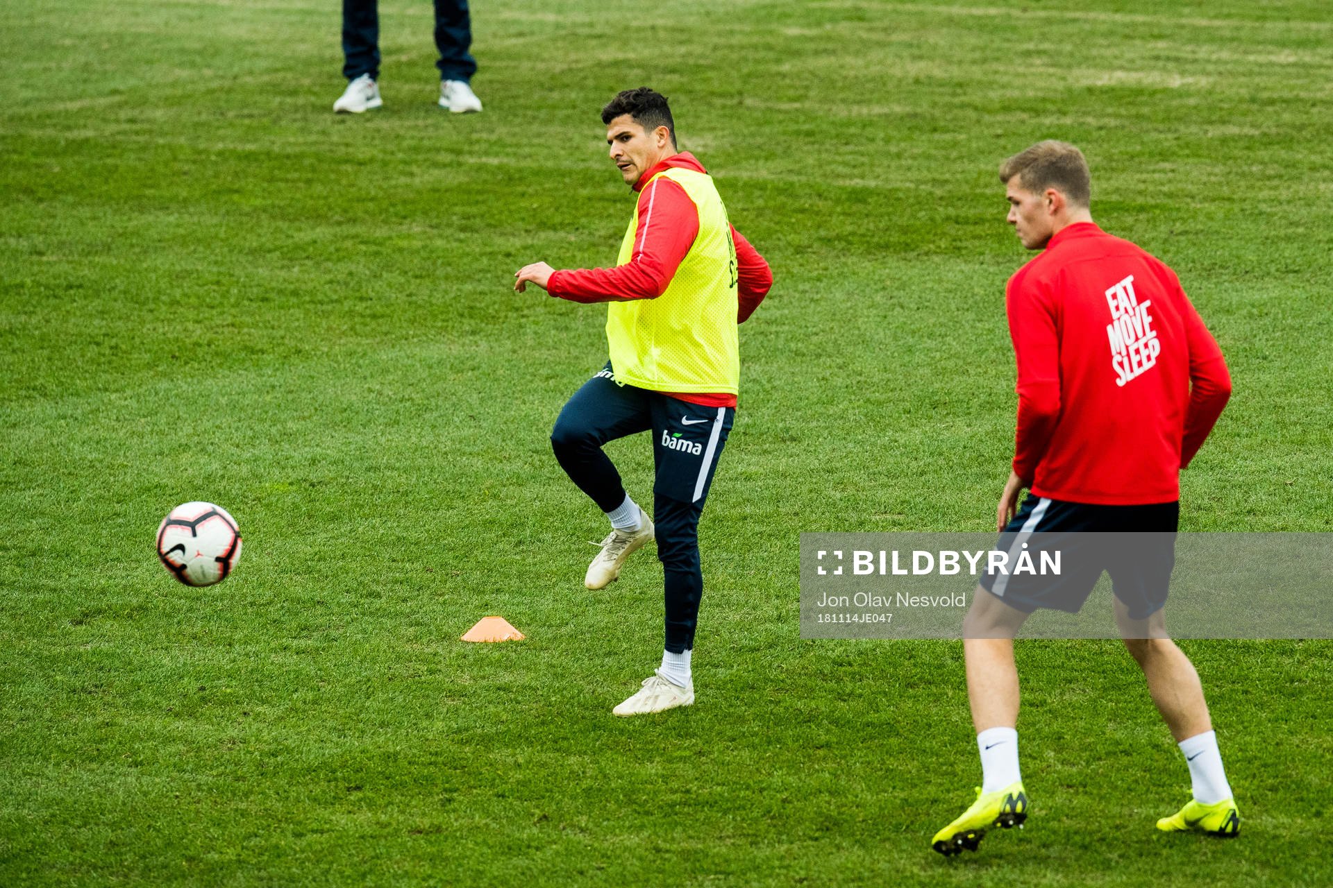 Tarik Elyounoussi and Alexander Sørloth of Norway